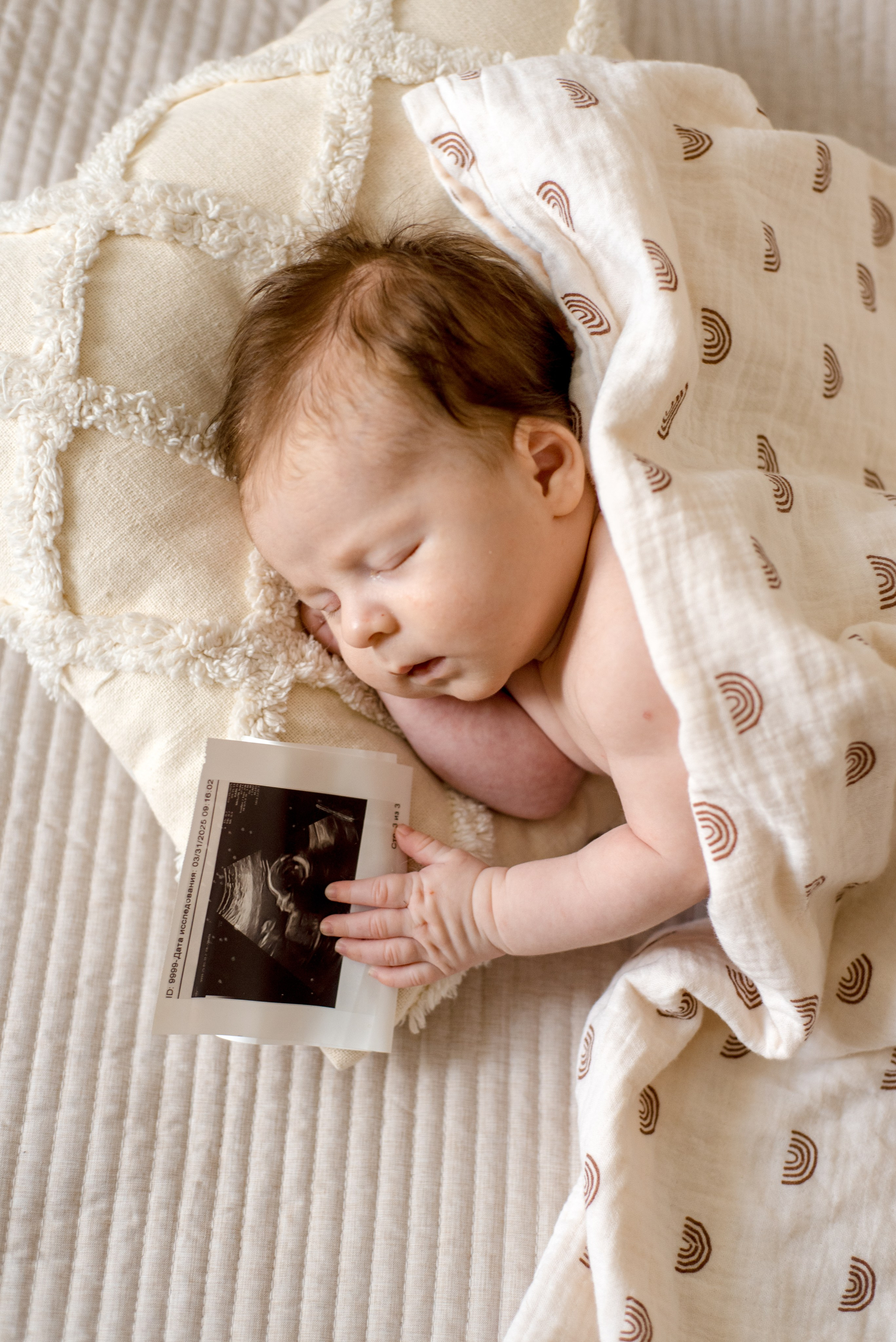 Богданчик сімейна фотоісторія. Фотограф новонароджених (newborn) та материнства у Житомирі Анна Якимчук