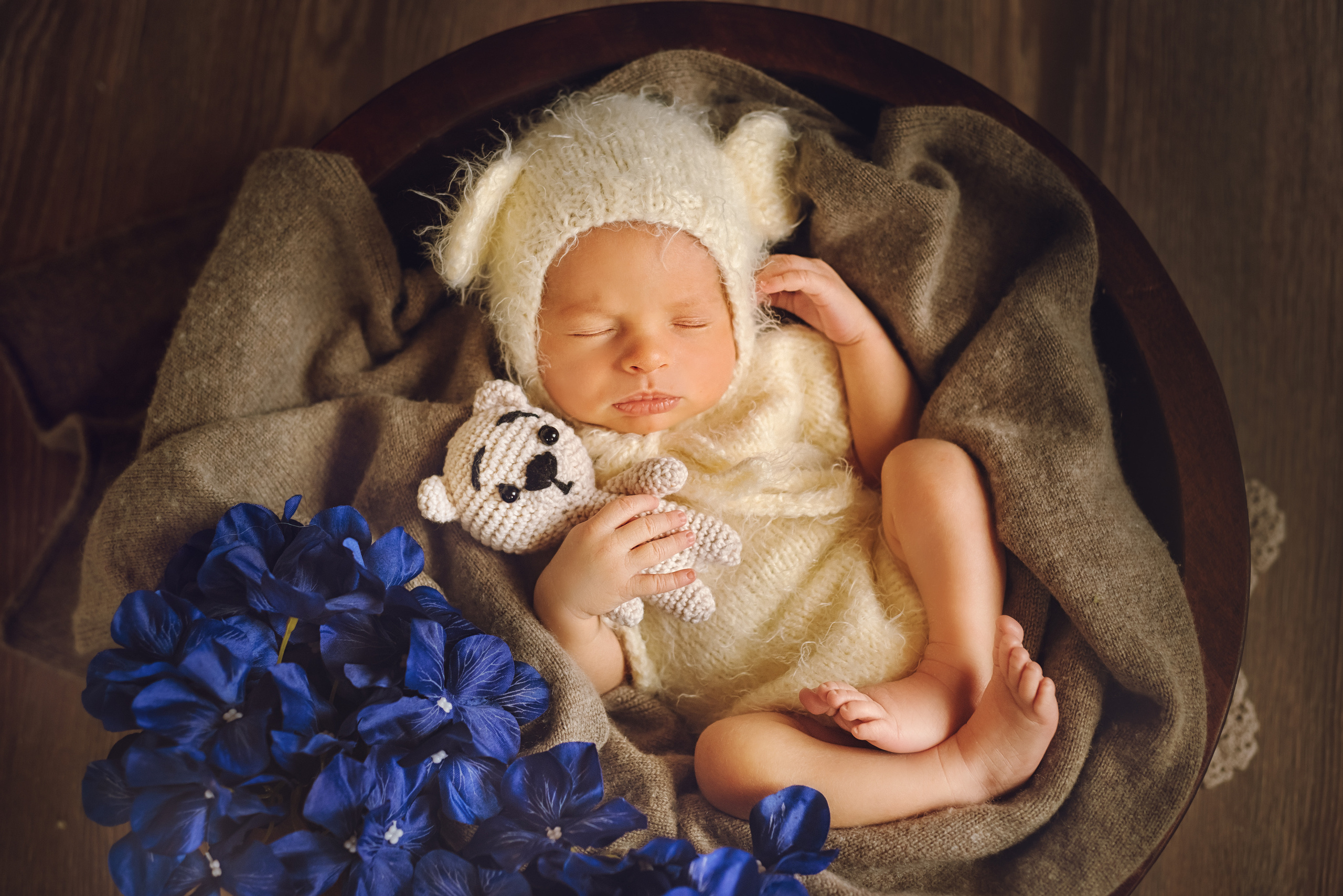 НОВОНАРОДЖЕНІ (NEWBORN). Фотограф новонароджених (newborn) та дитинства у Житомирі Анна Якимчук