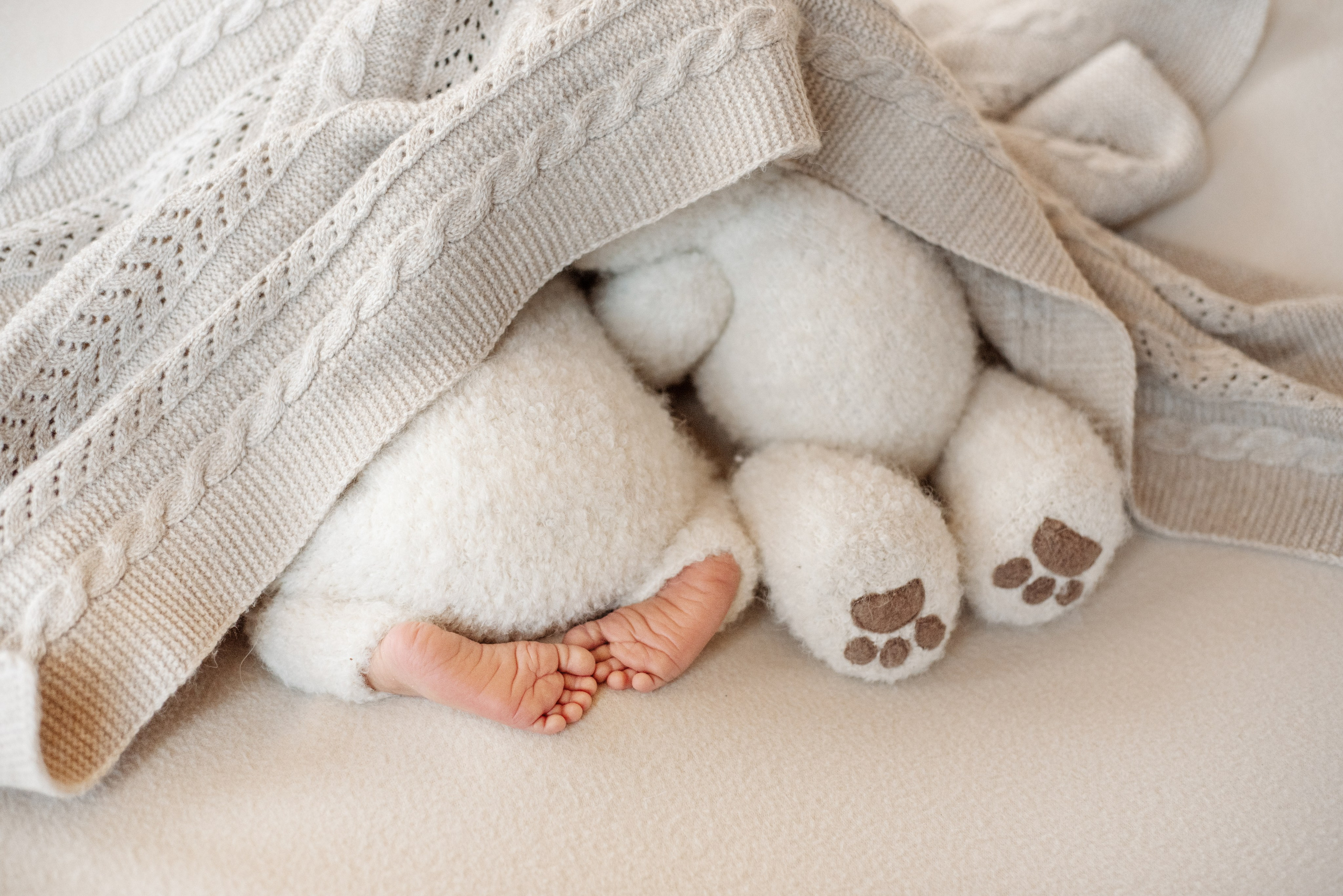 Фотограф новонароджених (newborn) та материнства у Житомирі Анна Якимчук