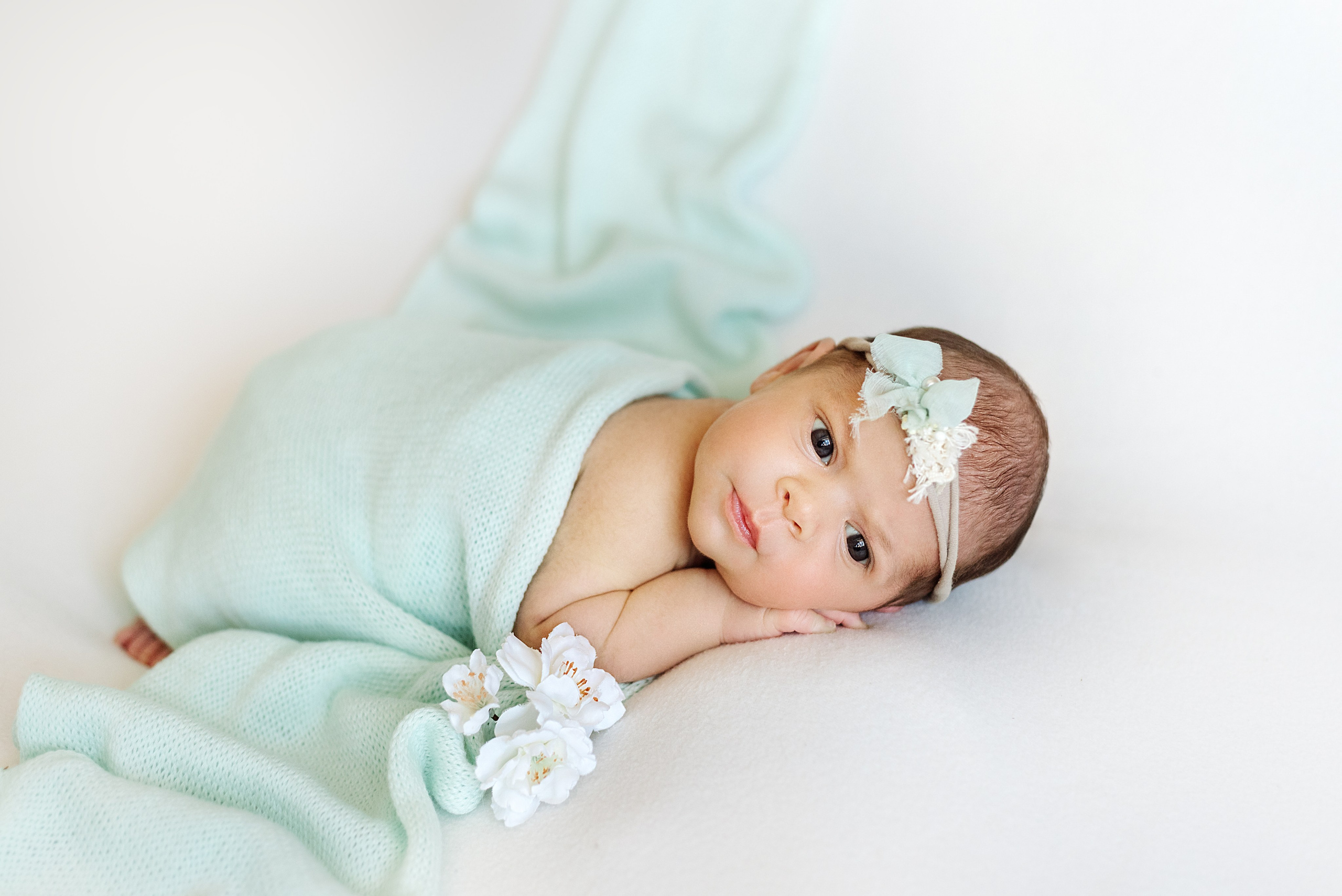 Катерина. Фотограф новонароджених (newborn) та материнства у Житомирі Анна Якимчук