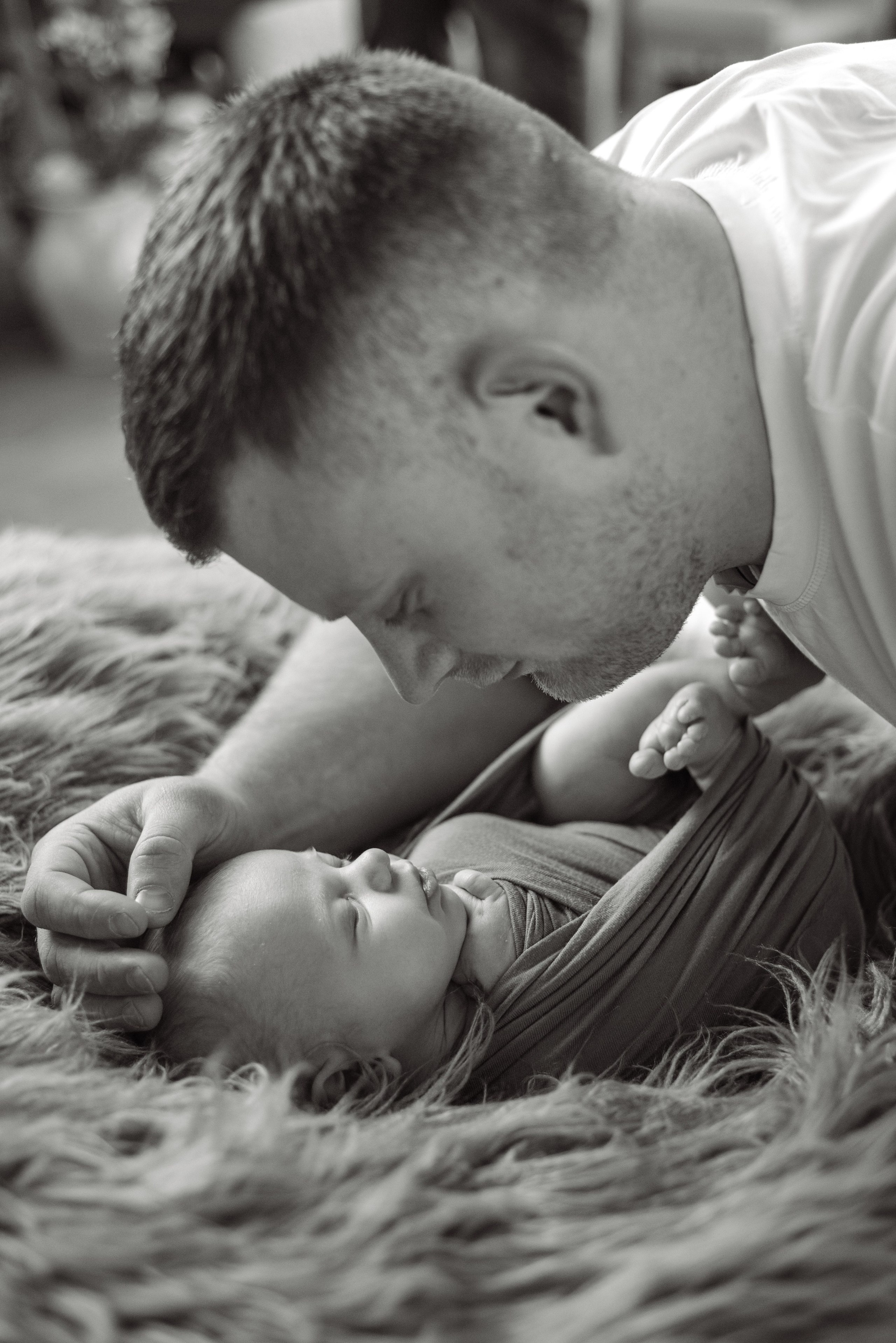 Тимофій перша фотосесія. Фотограф новонароджених (newborn) та материнства у Житомирі Анна Якимчук