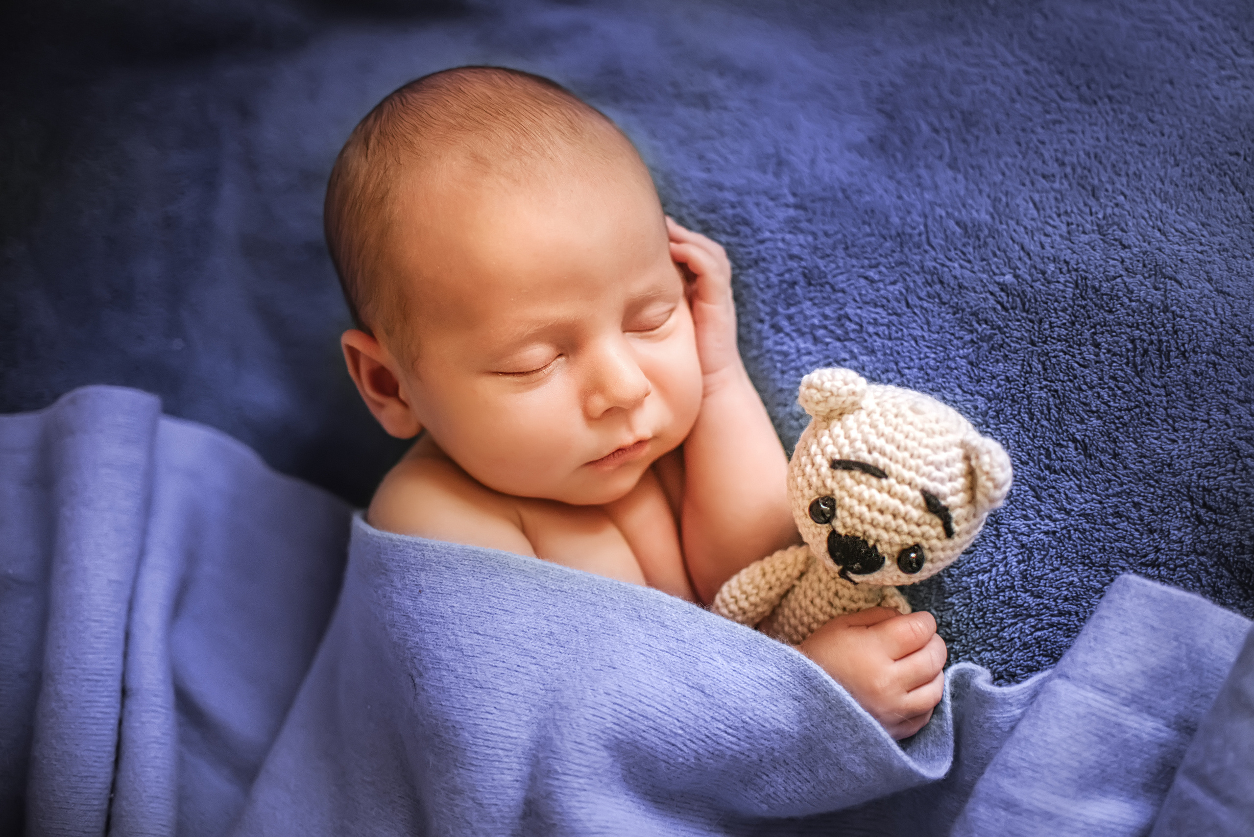 НОВОНАРОДЖЕНІ (NEWBORN). Фотограф новонароджених (newborn) та дитинства у Житомирі Анна Якимчук