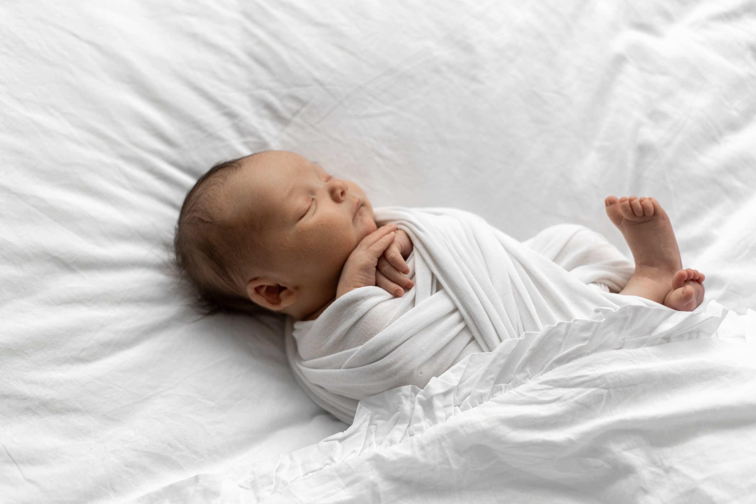 Перша фотосесія. Фотограф новонароджених (newborn) та материнства у Житомирі Анна Якимчук