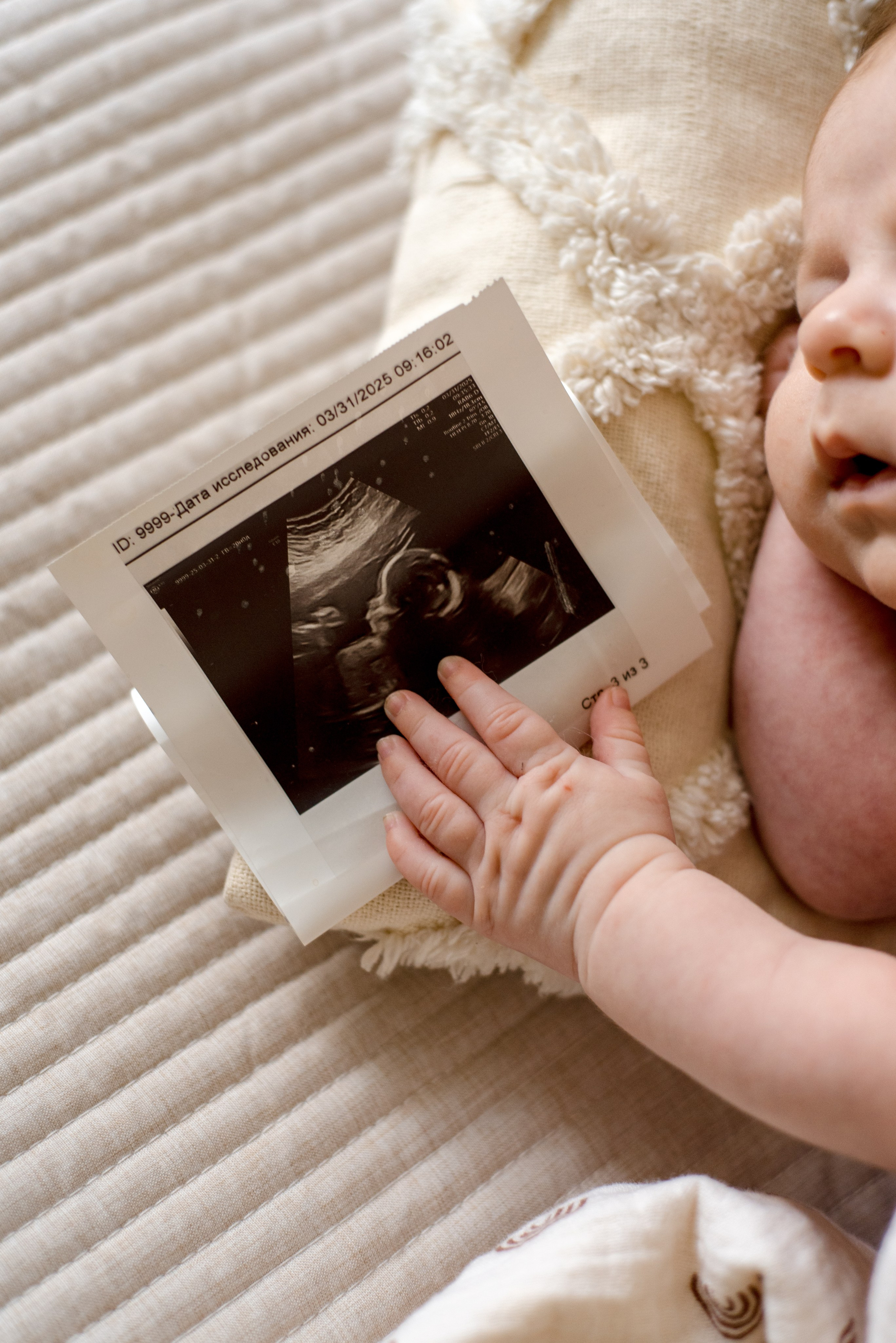 Богданчик сімейна фотоісторія. Фотограф новонароджених (newborn) та материнства у Житомирі Анна Якимчук