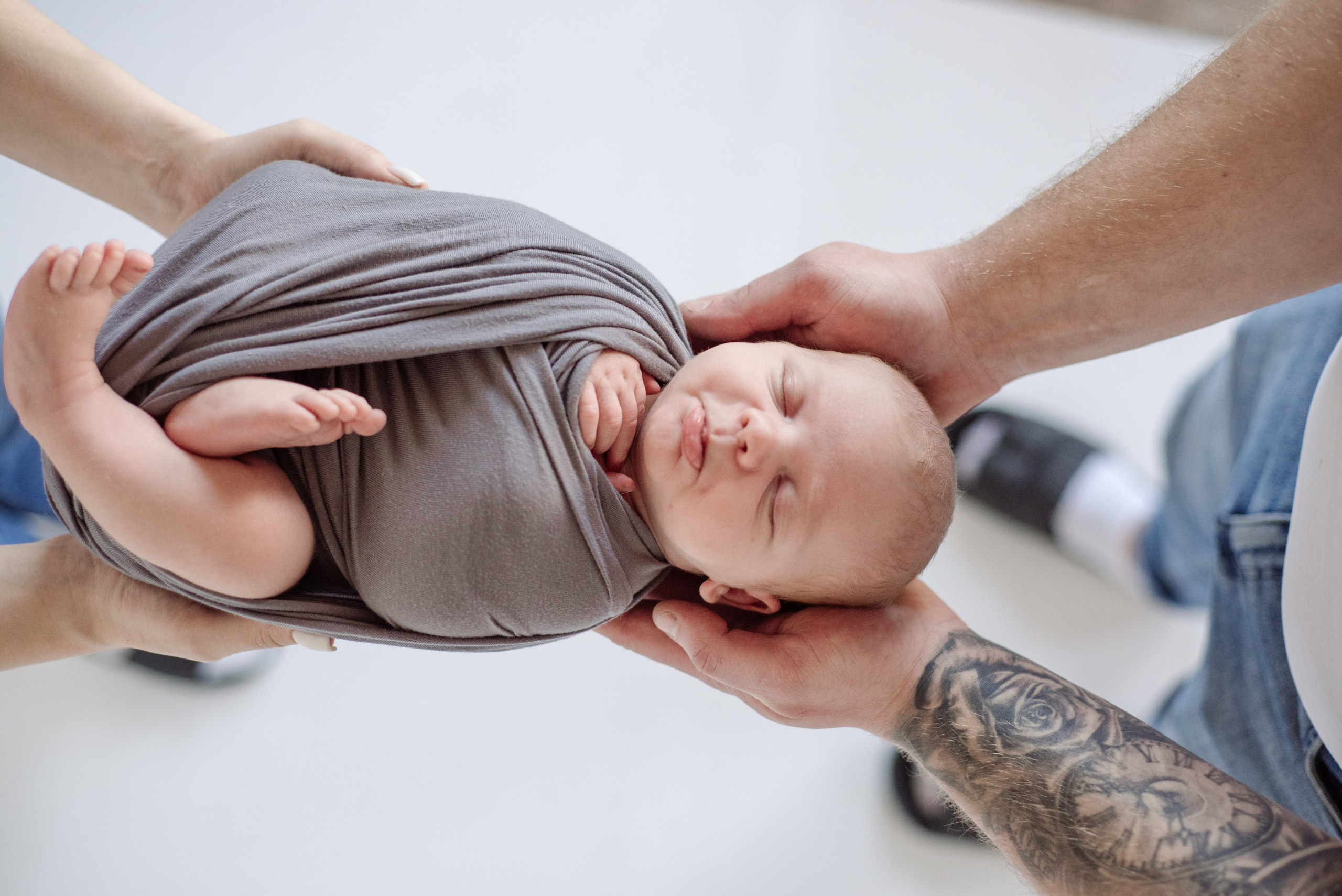 Тимофій перша фотосесія. Фотограф новонароджених (newborn) та материнства у Житомирі Анна Якимчук