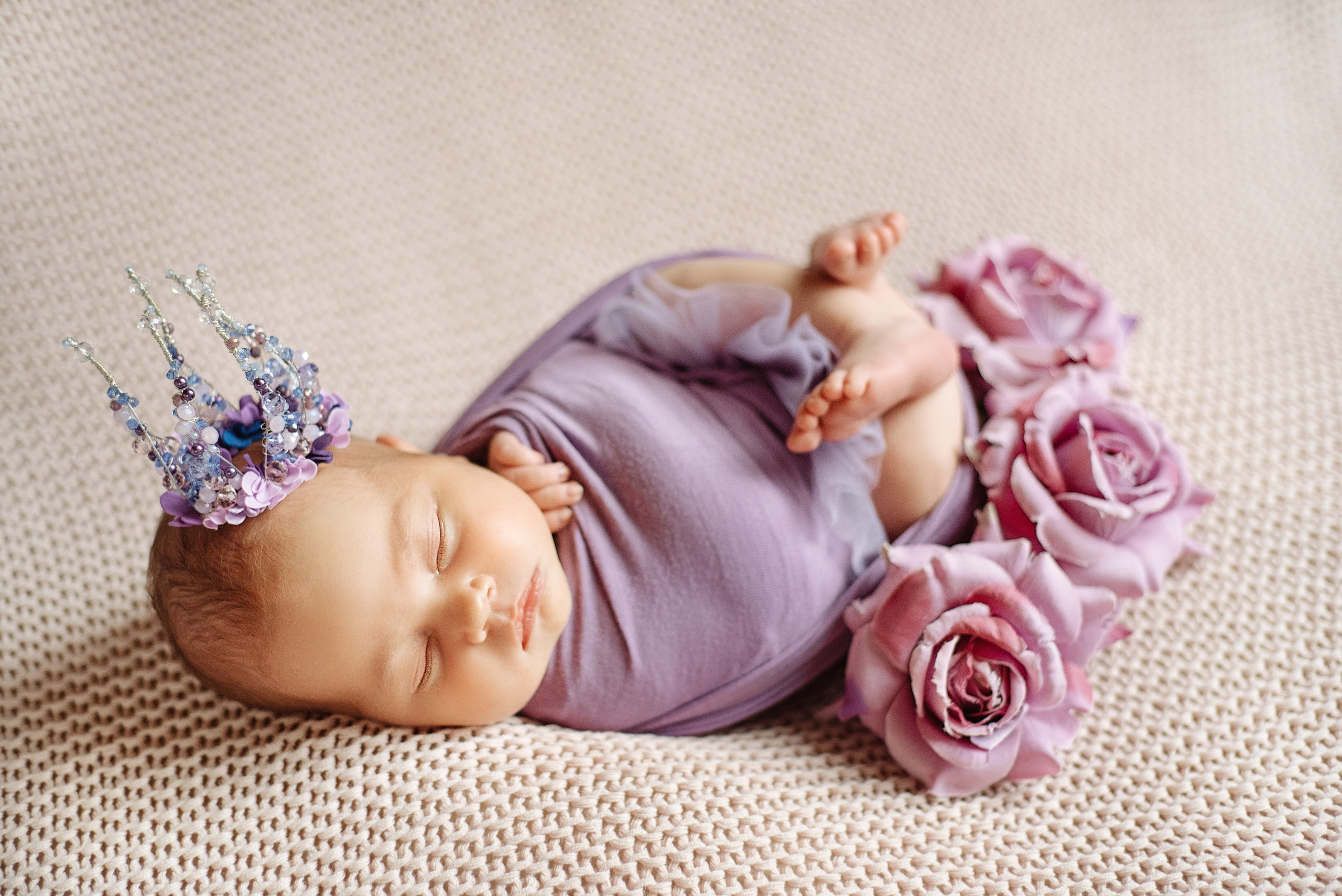 Соломія. Фотограф новонароджених (newborn) та материнства у Житомирі Анна Якимчук