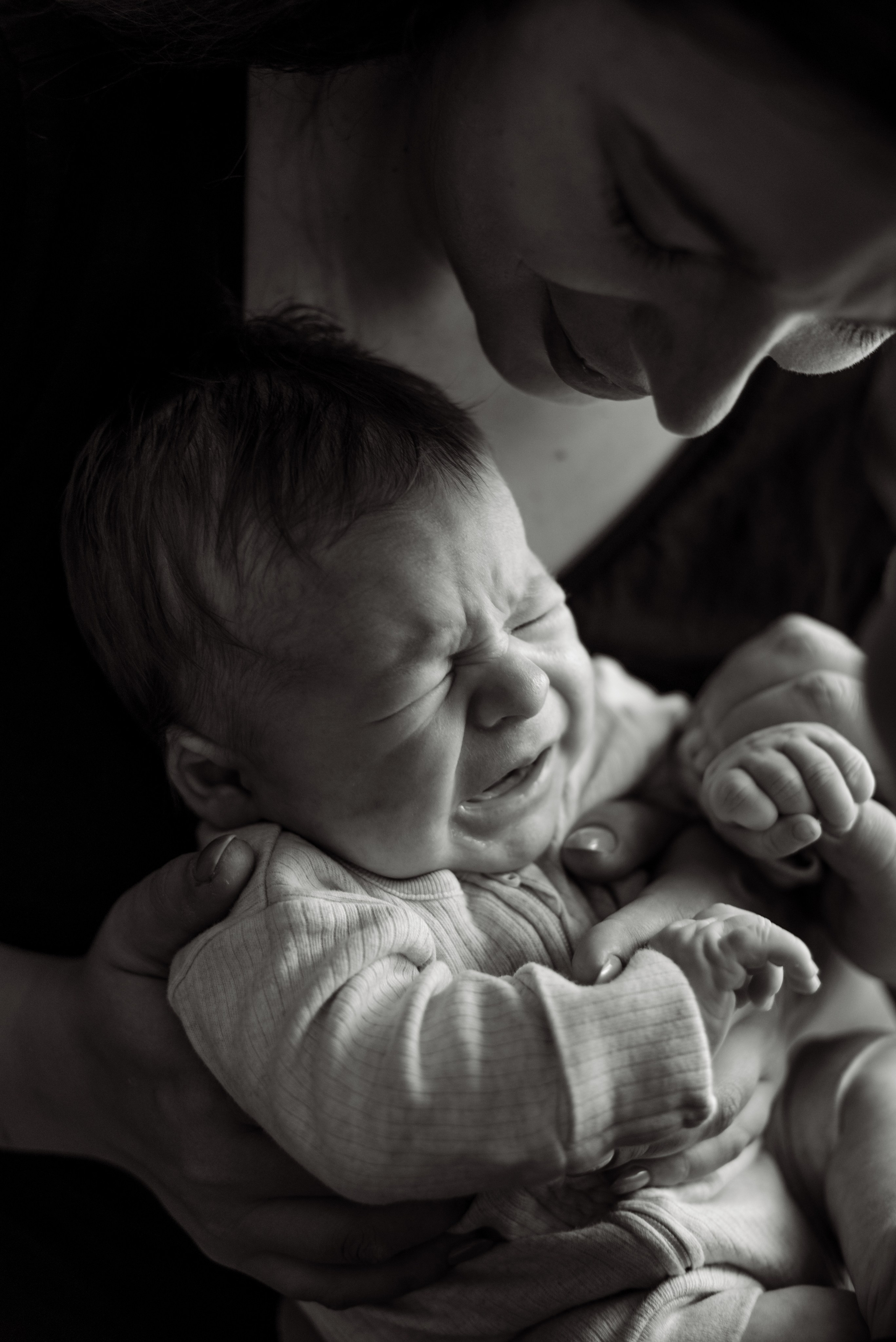 Богданчик сімейна фотоісторія. Фотограф новонароджених (newborn) та материнства у Житомирі Анна Якимчук