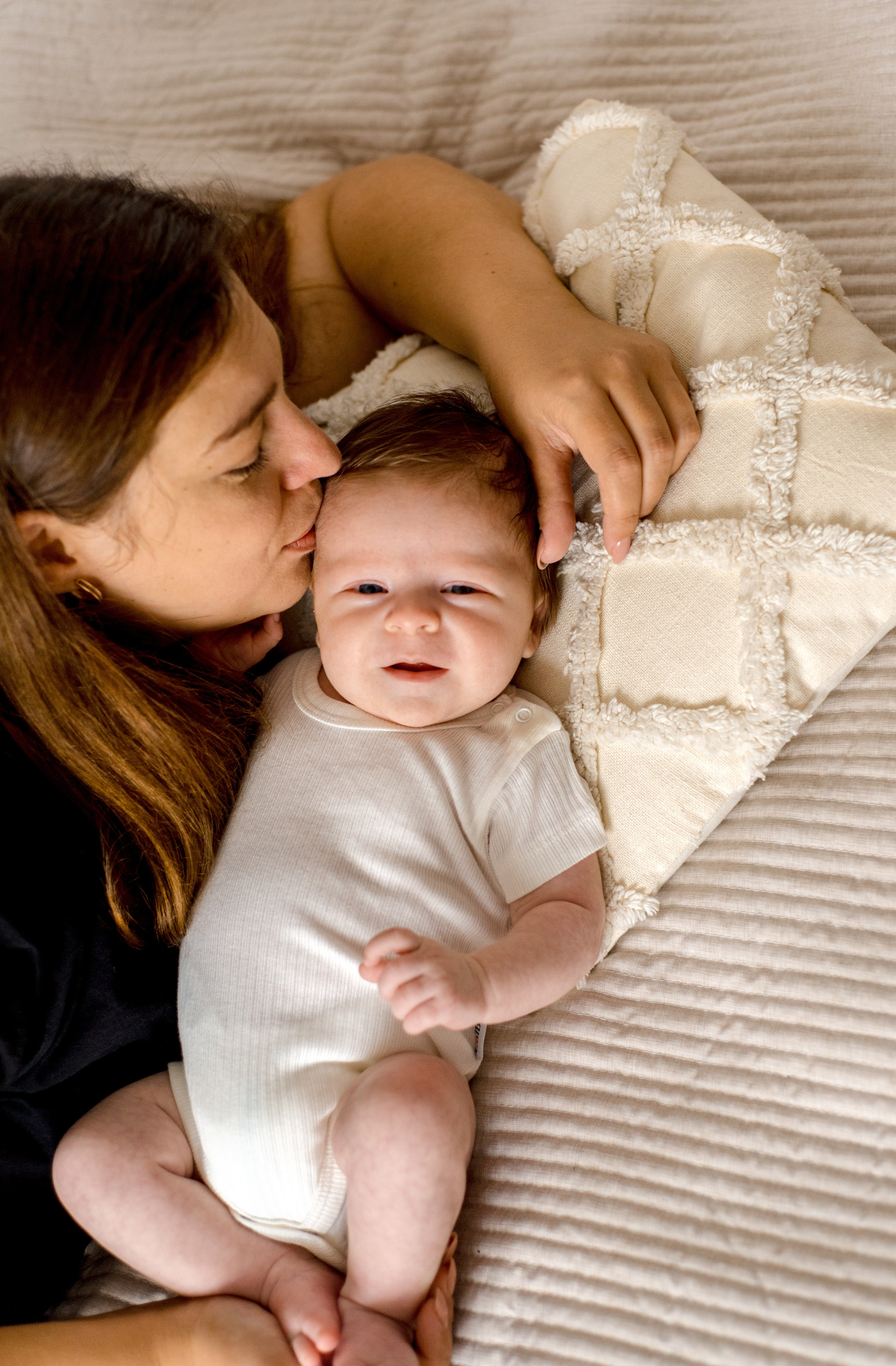 Богданчик сімейна фотоісторія. Фотограф новонароджених (newborn) та материнства у Житомирі Анна Якимчук