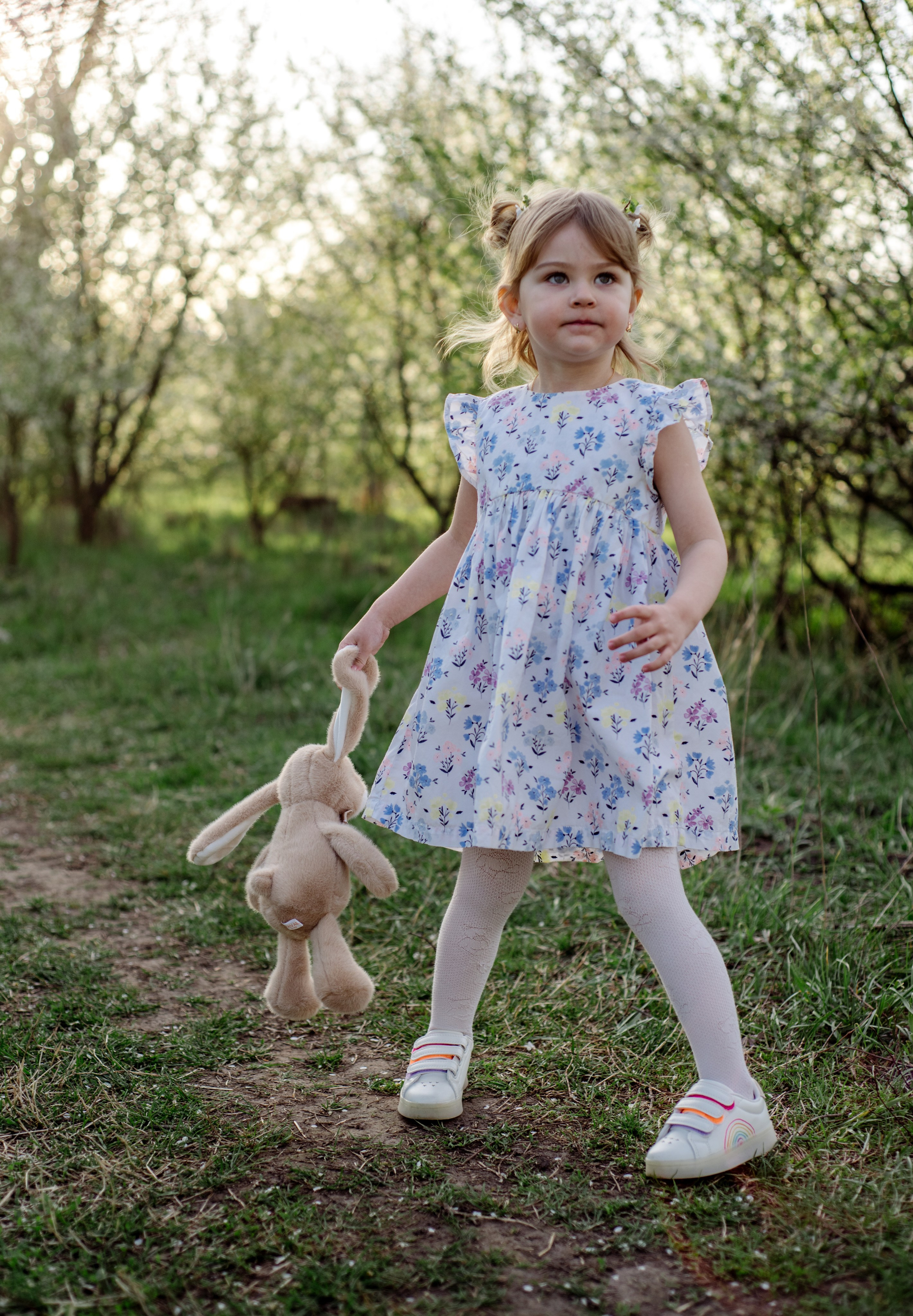 Яся і кролик. Фотограф новонароджених (newborn) та материнства у Житомирі Анна Якимчук