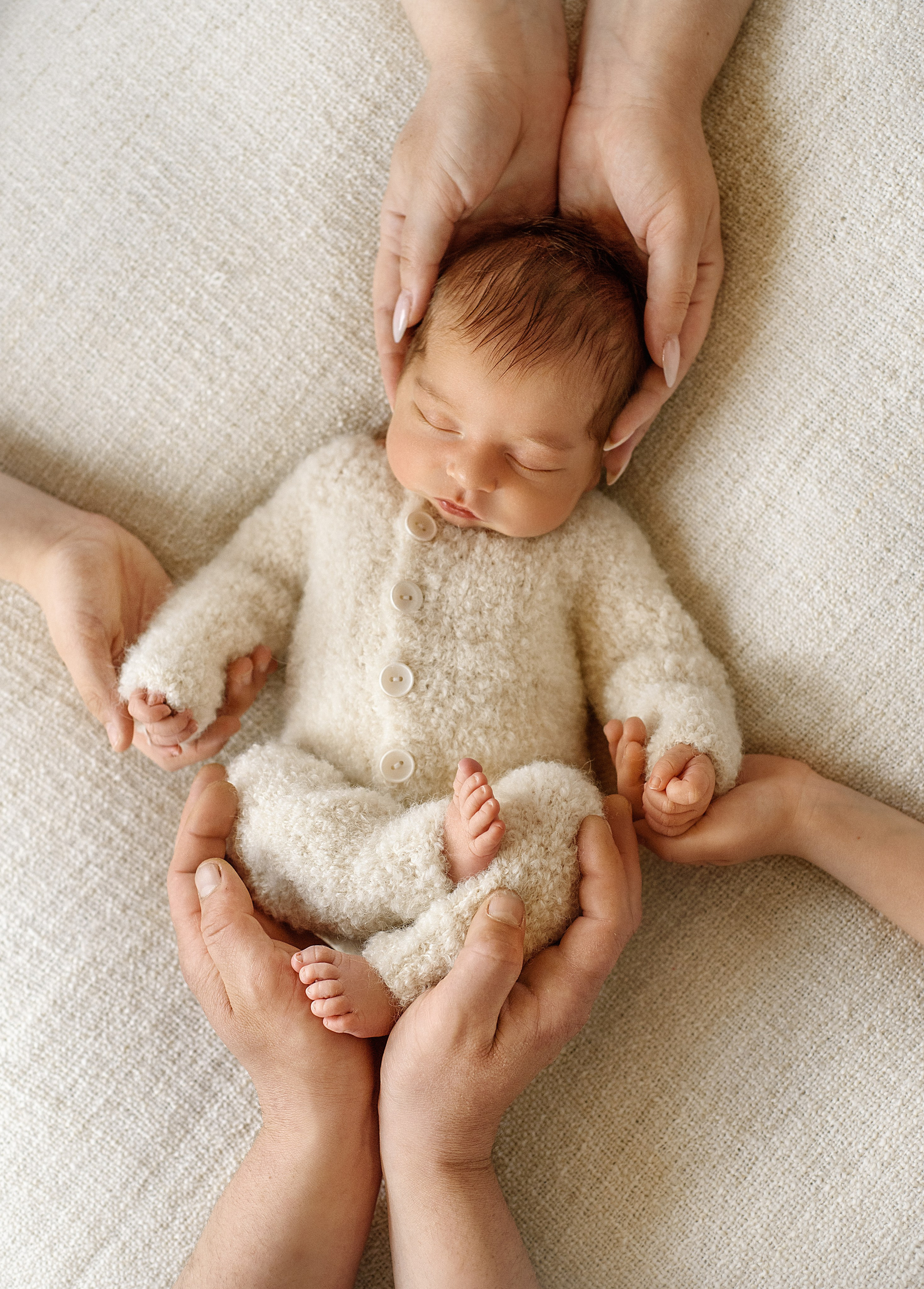 Романчик. Фотограф новонароджених (newborn) та материнства у Житомирі Анна Якимчук