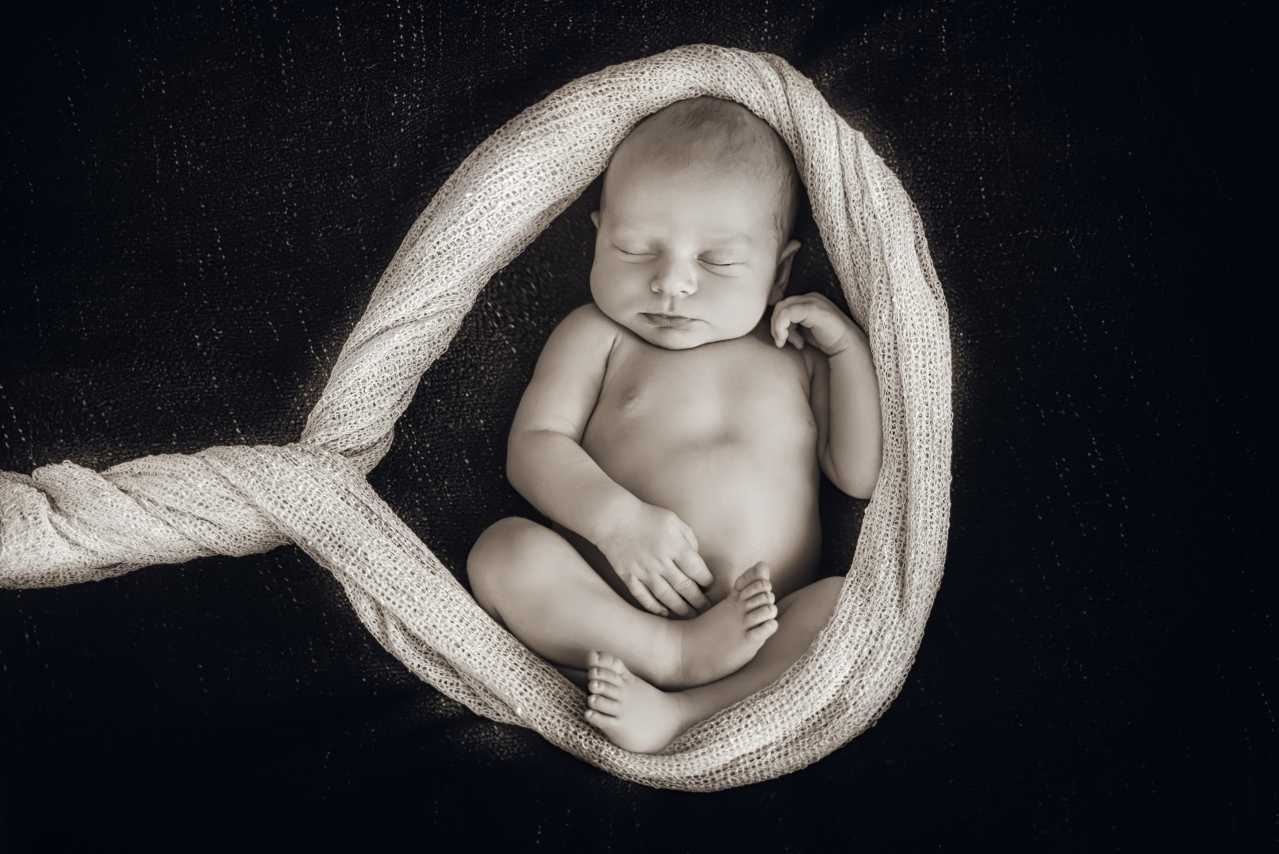 НОВОНАРОДЖЕНІ (NEWBORN). Фотограф новонароджених (newborn) та дитинства у Житомирі Анна Якимчук