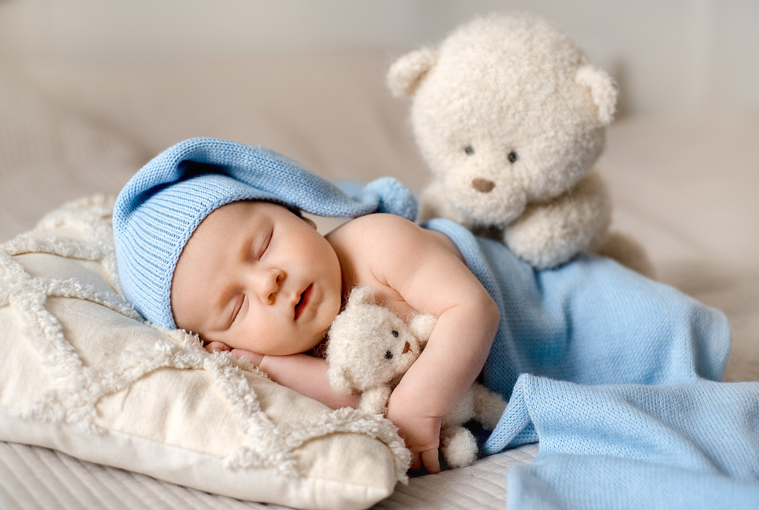 Фотограф новонароджених (newborn) та материнства у Житомирі Анна Якимчук