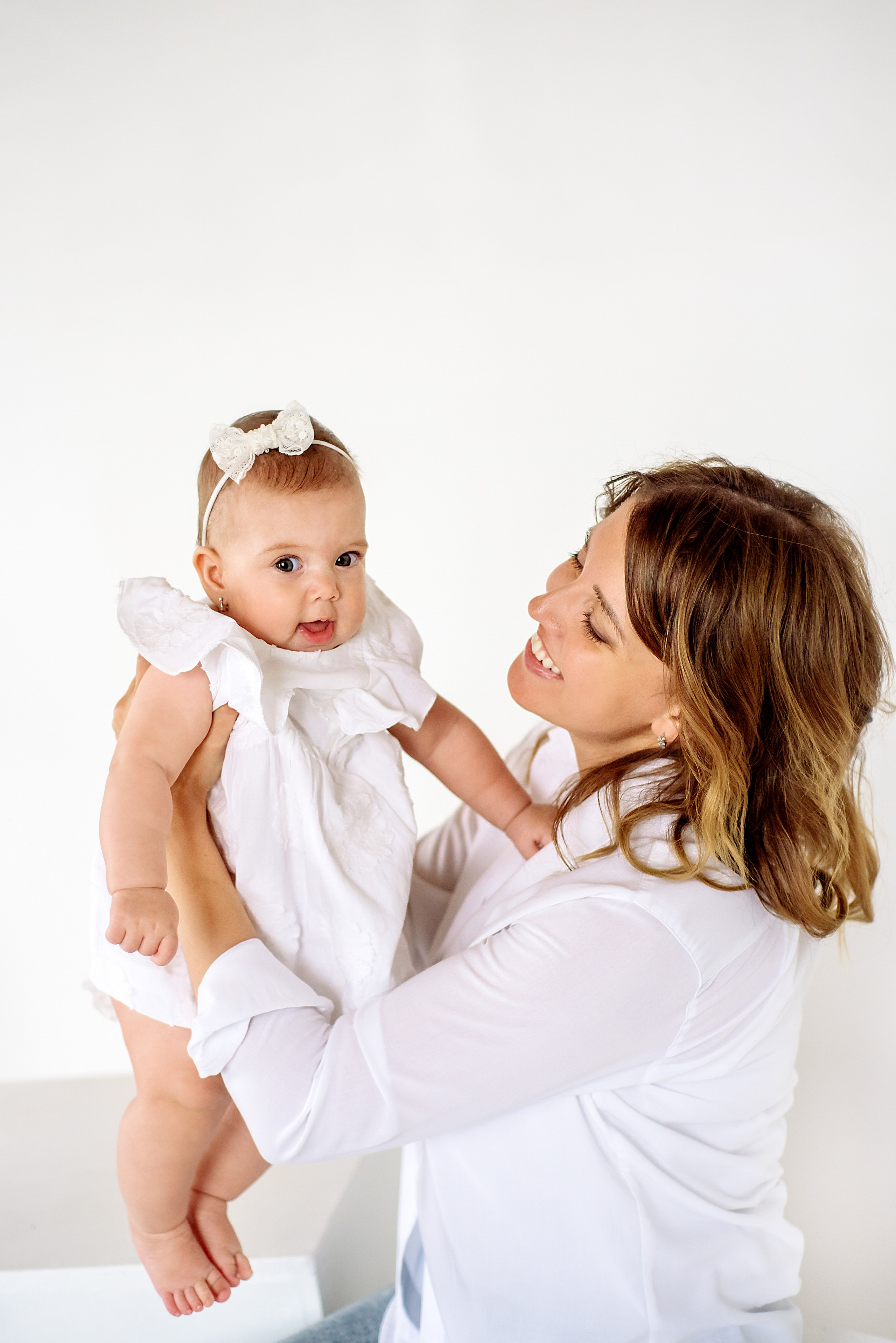 Сарочка. Фотограф новонароджених (newborn) та материнства у Житомирі Анна Якимчук