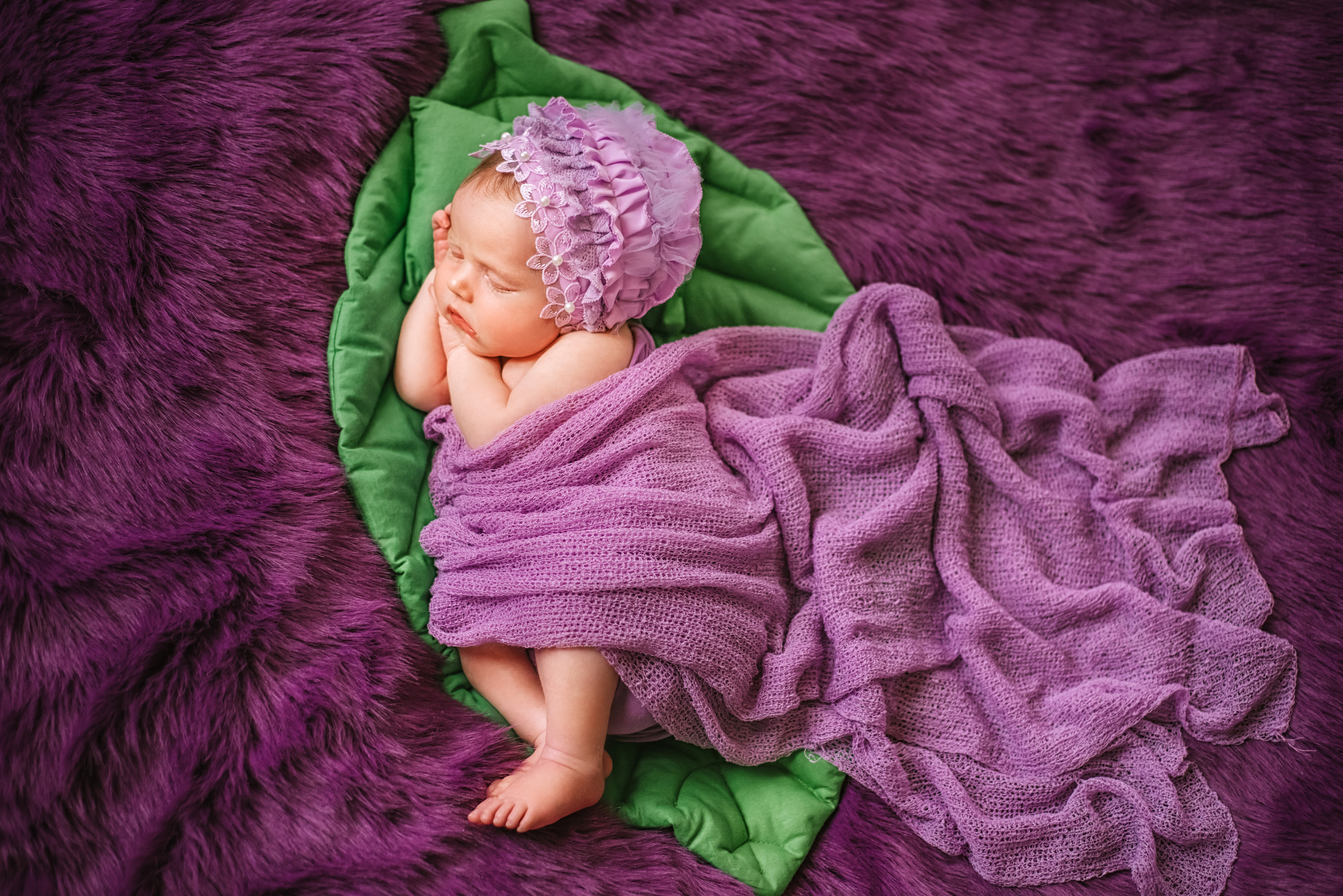 НОВОНАРОДЖЕНІ (NEWBORN). Фотограф новонароджених (newborn) та дитинства у Житомирі Анна Якимчук