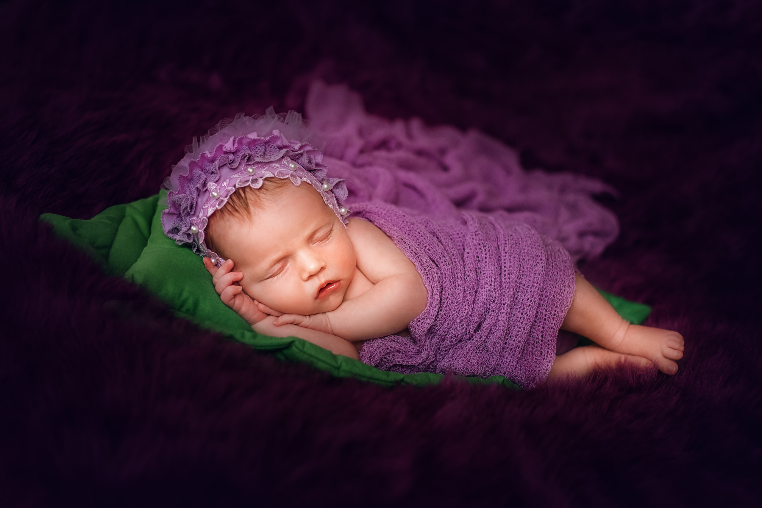 НОВОНАРОДЖЕНІ (NEWBORN). Фотограф новонароджених (newborn) та дитинства у Житомирі Анна Якимчук