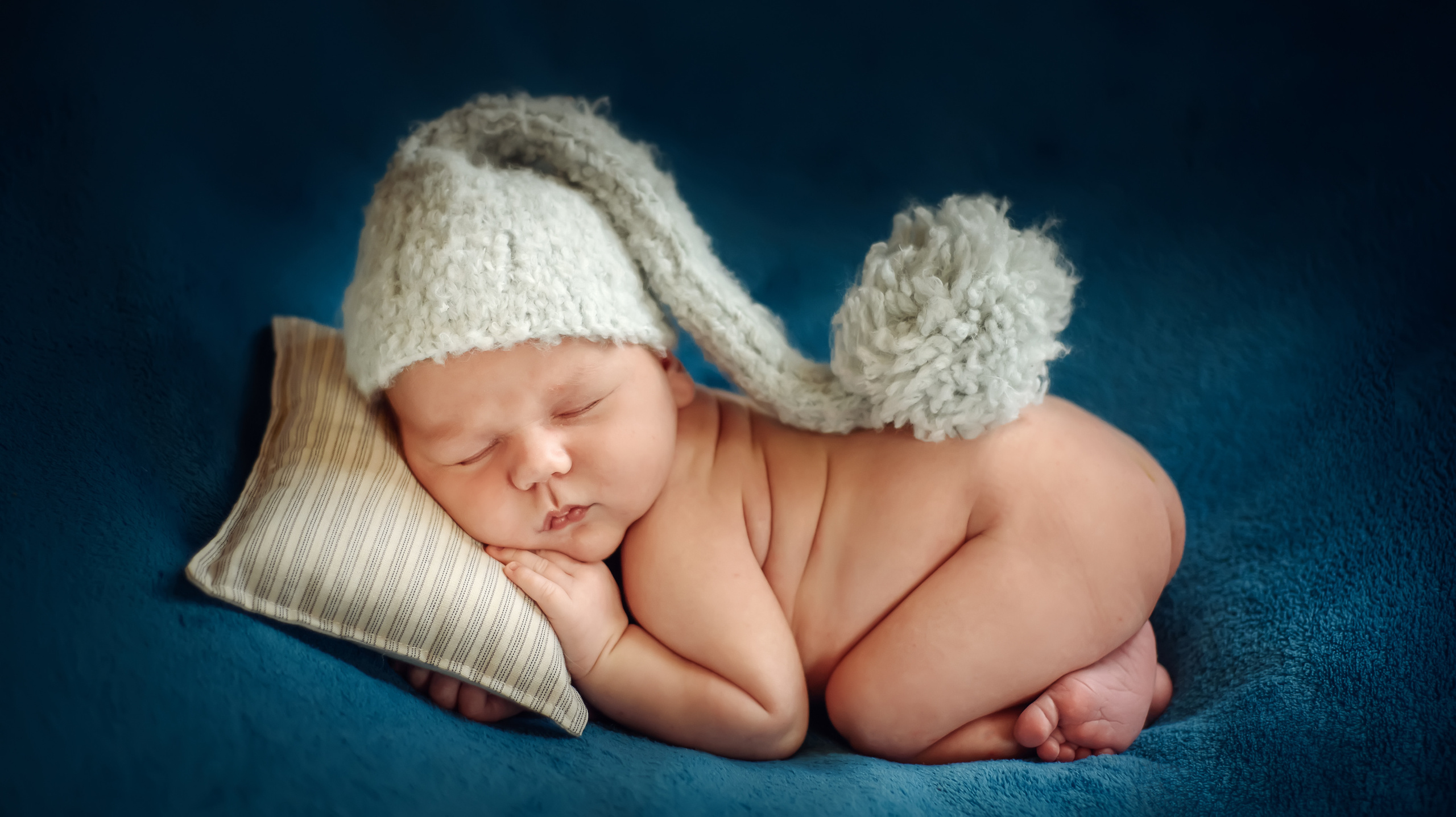 НОВОНАРОДЖЕНІ (NEWBORN). Фотограф новонароджених (newborn) та дитинства у Житомирі Анна Якимчук