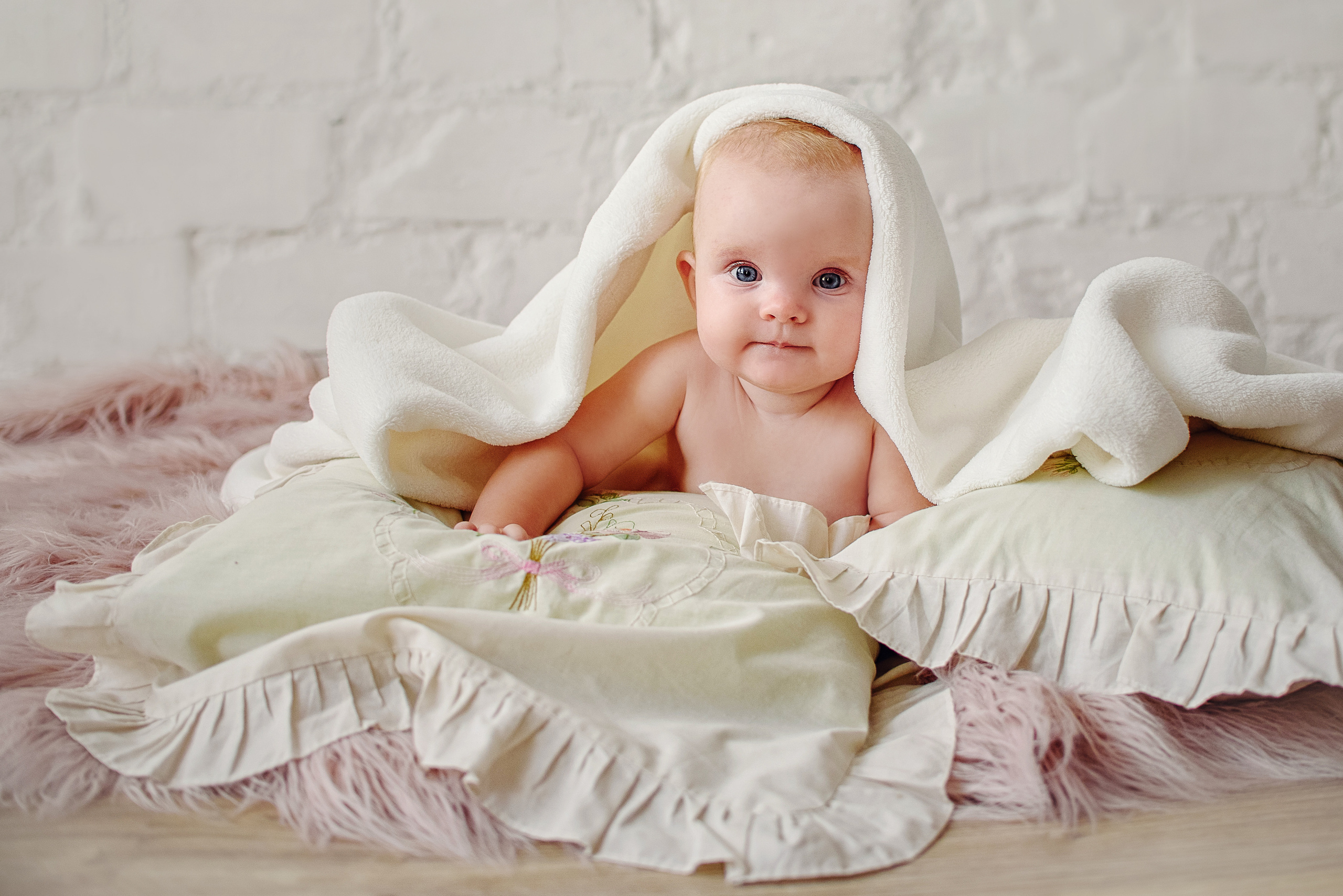 ПЕРШИЙ РІК ЖИТТЯ. Фотограф новонароджених (newborn) та дитинства у Житомирі Анна Якимчук