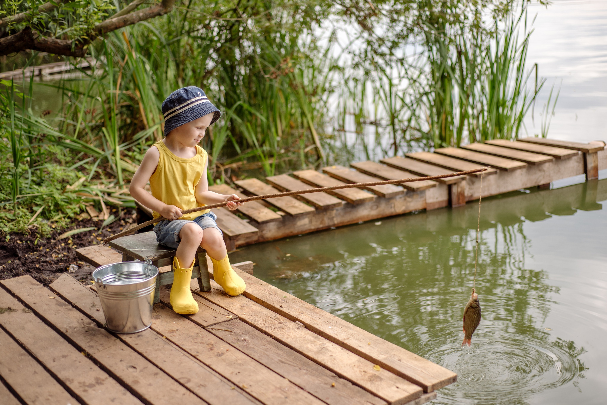 Весела рибалка. Фотограф новонароджених (newborn) та материнства у Житомирі Анна Якимчук