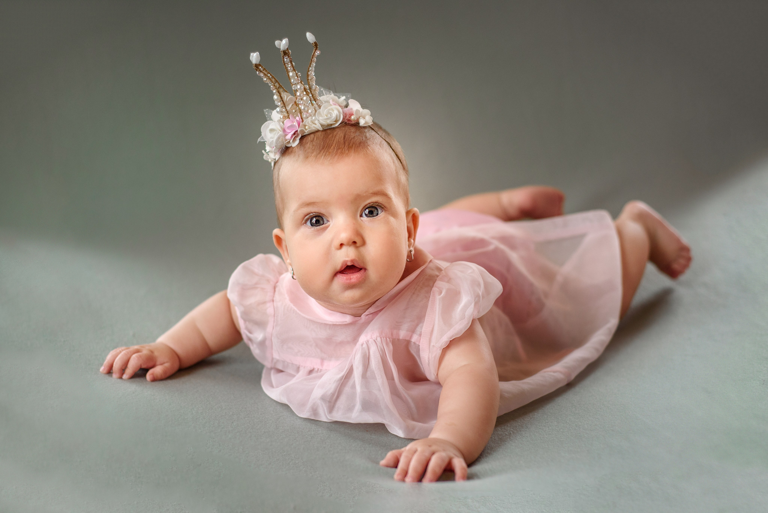 Сарочка. Фотограф новонароджених (newborn) та материнства у Житомирі Анна Якимчук