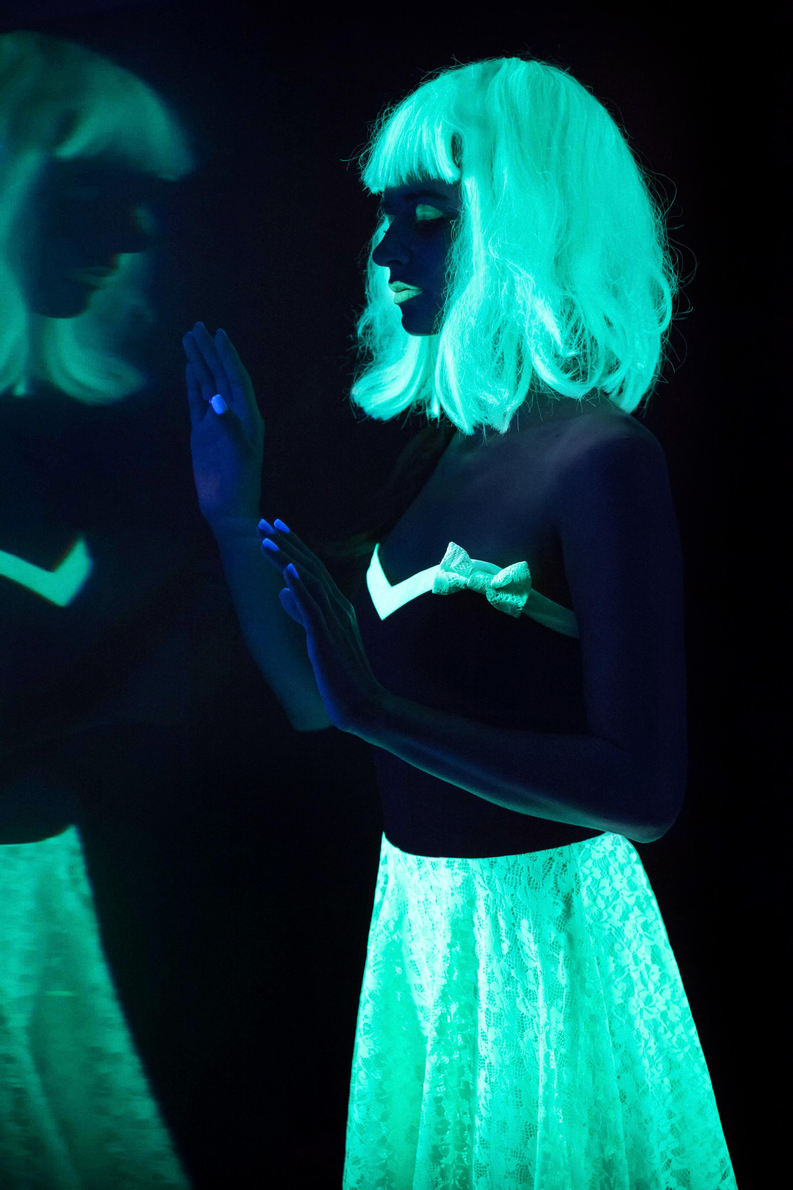 Неонова фотосесія. Портретний та репортажний фотограф в Києві Юрій Корнійчук