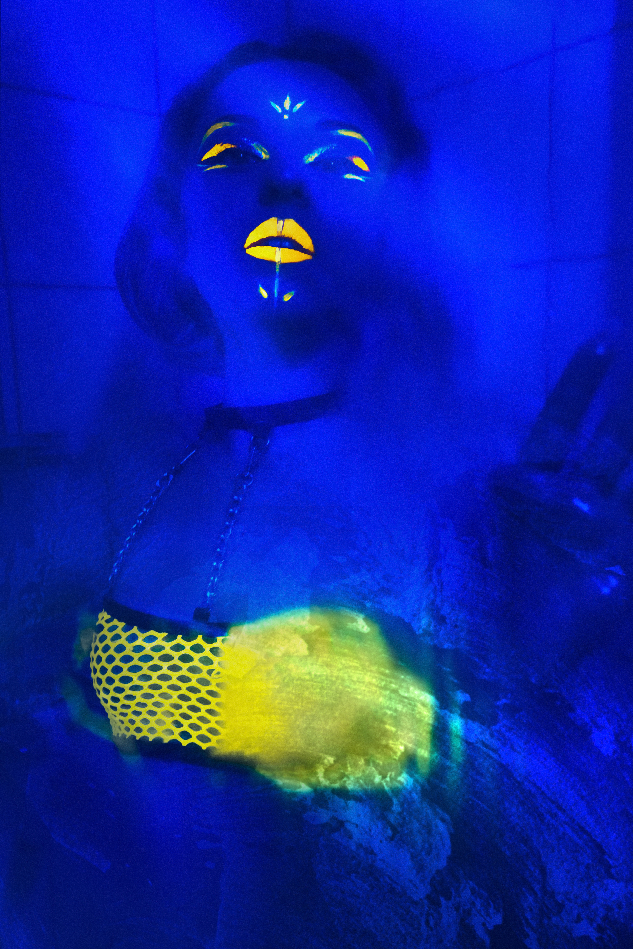 Неонова фотосесія. Портретний та репортажний фотограф в Києві Юрій Корнійчук