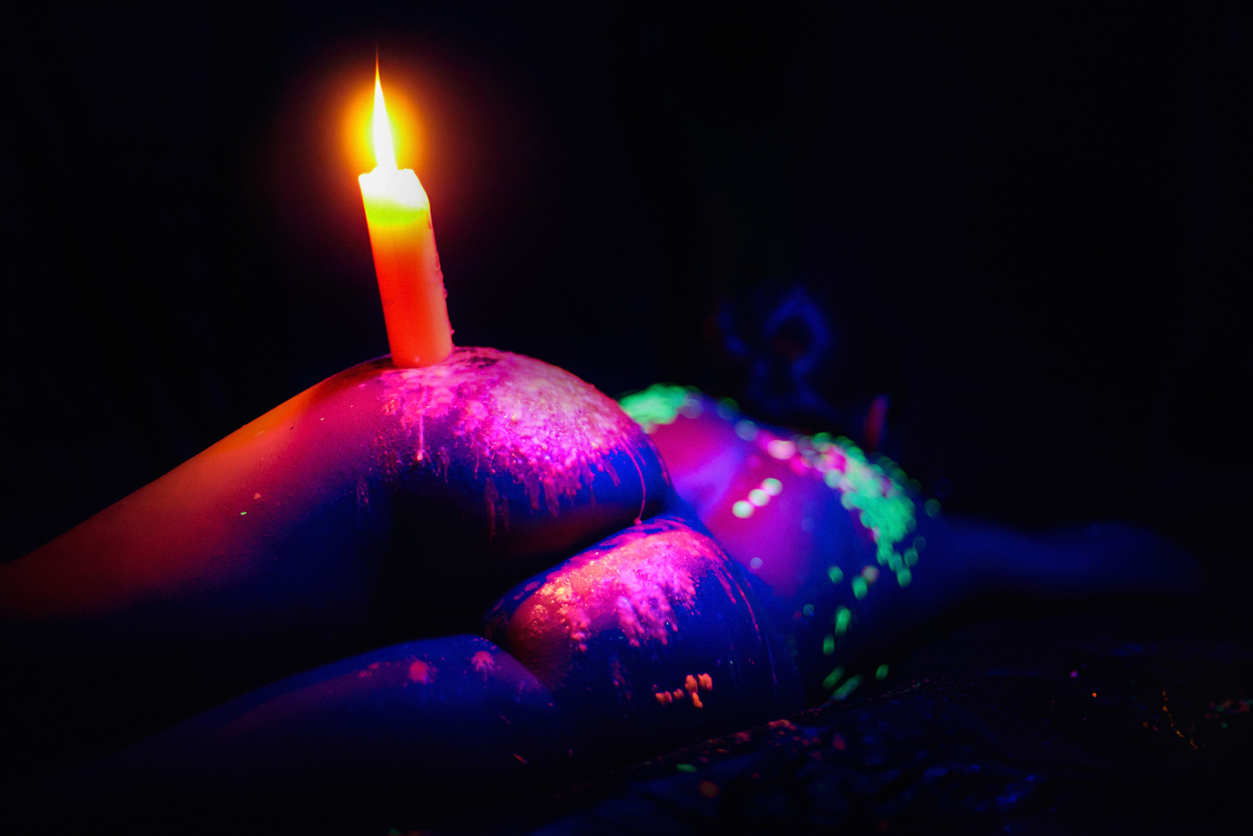 Неонова фотосесія. Портретний та репортажний фотограф в Києві Юрій Корнійчук