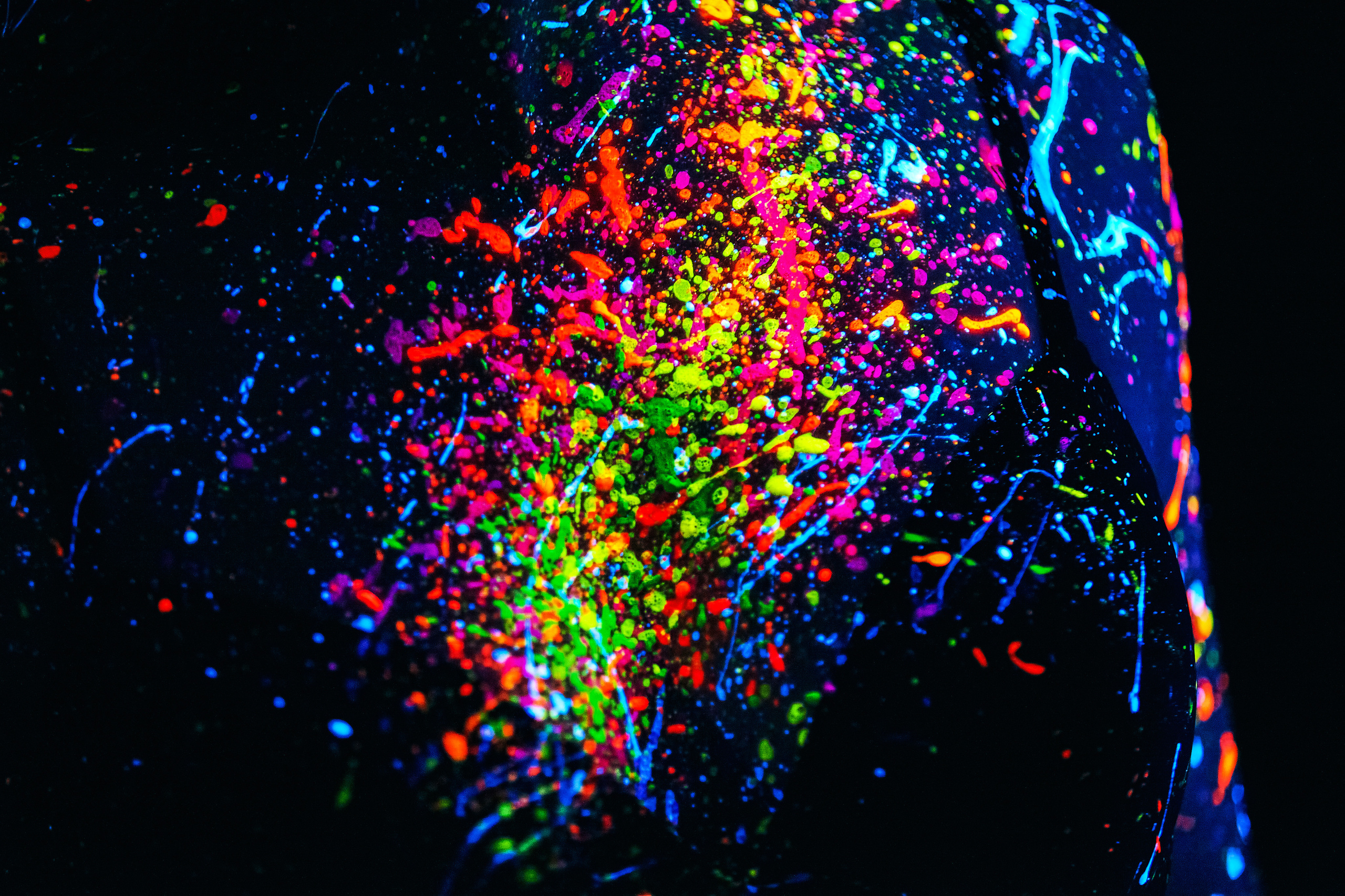 Неонова фотосесія. Портретний та репортажний фотограф в Києві Юрій Корнійчук