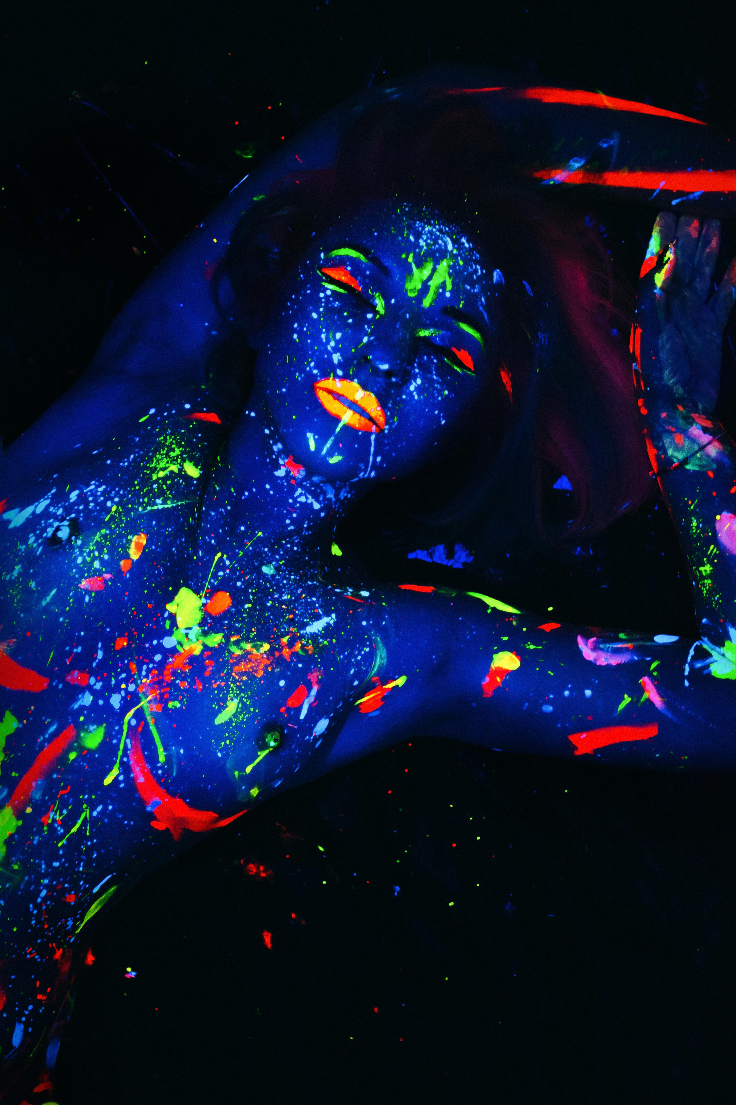 Неонова фотосесія. Портретний та репортажний фотограф в Києві Юрій Корнійчук