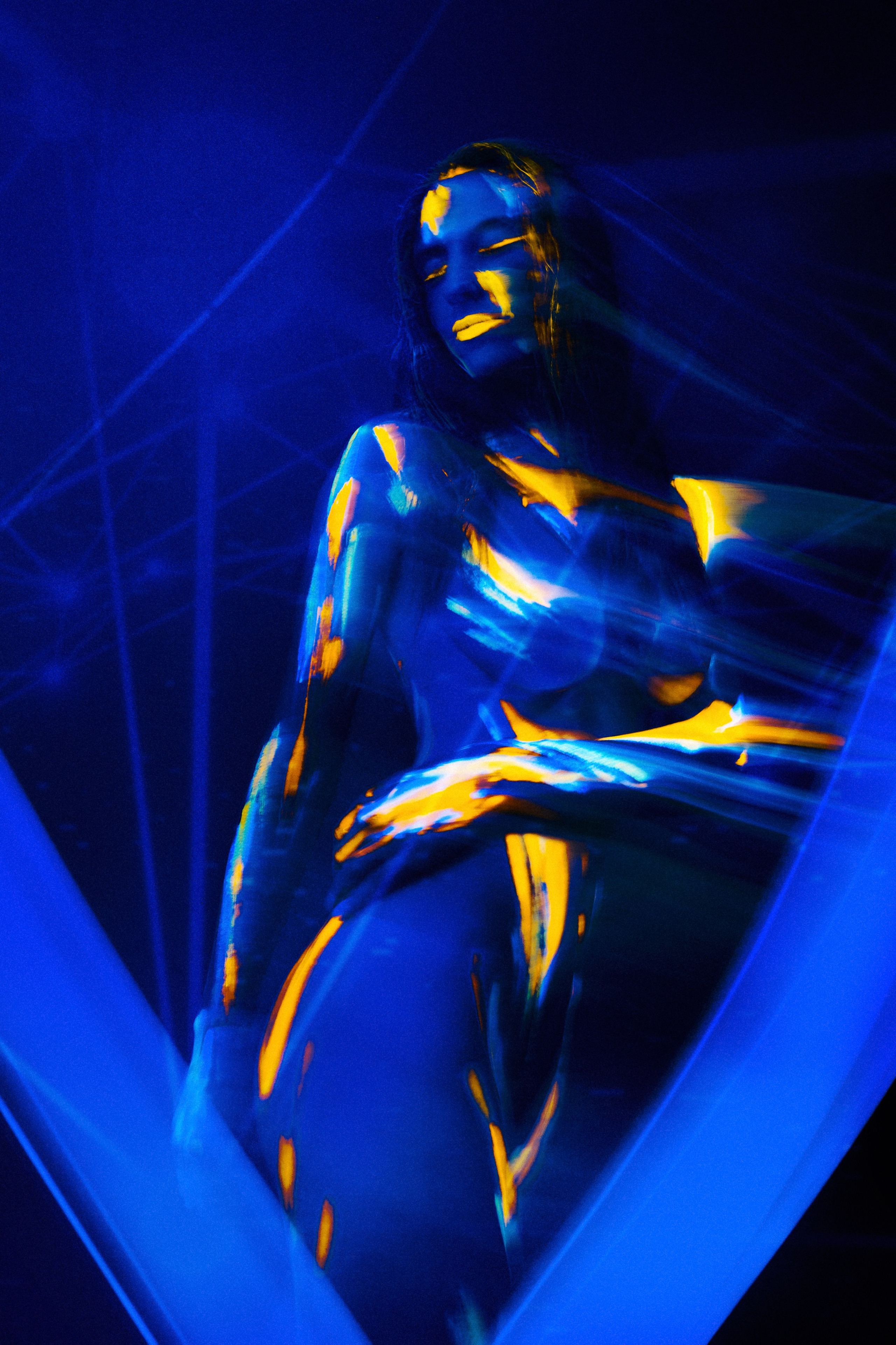 Неонова фотосесія. Портретний та репортажний фотограф в Києві Юрій Корнійчук