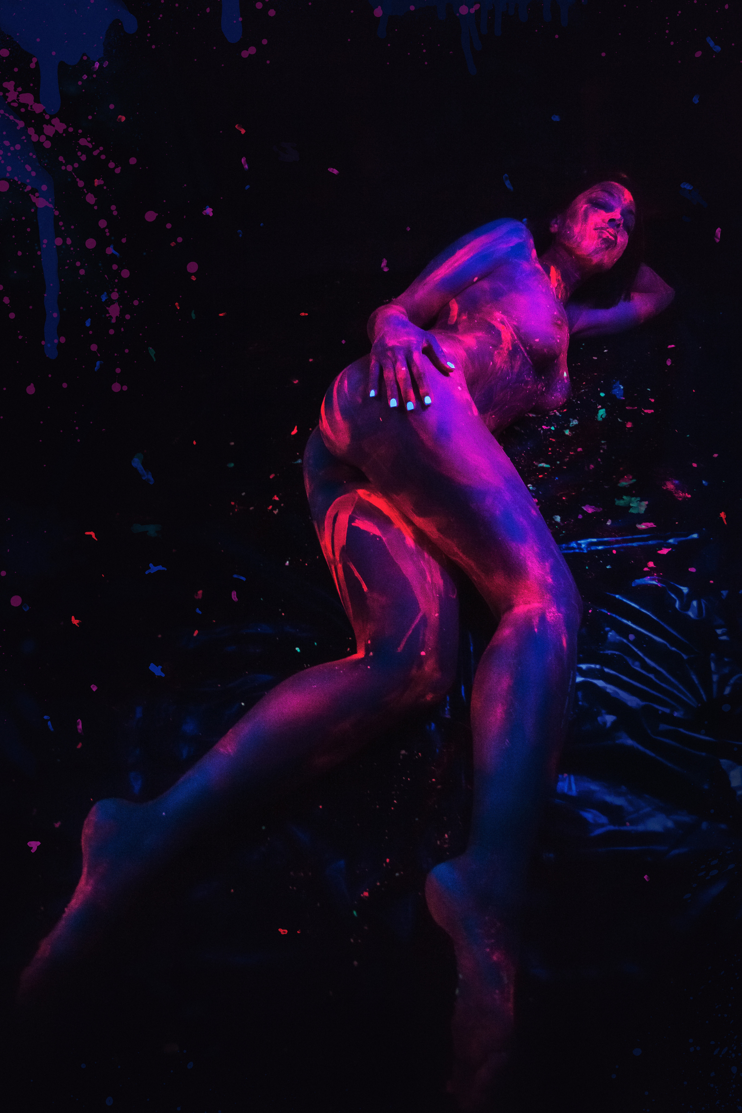 Неонова фотосесія. Портретний та репортажний фотограф в Києві Юрій Корнійчук