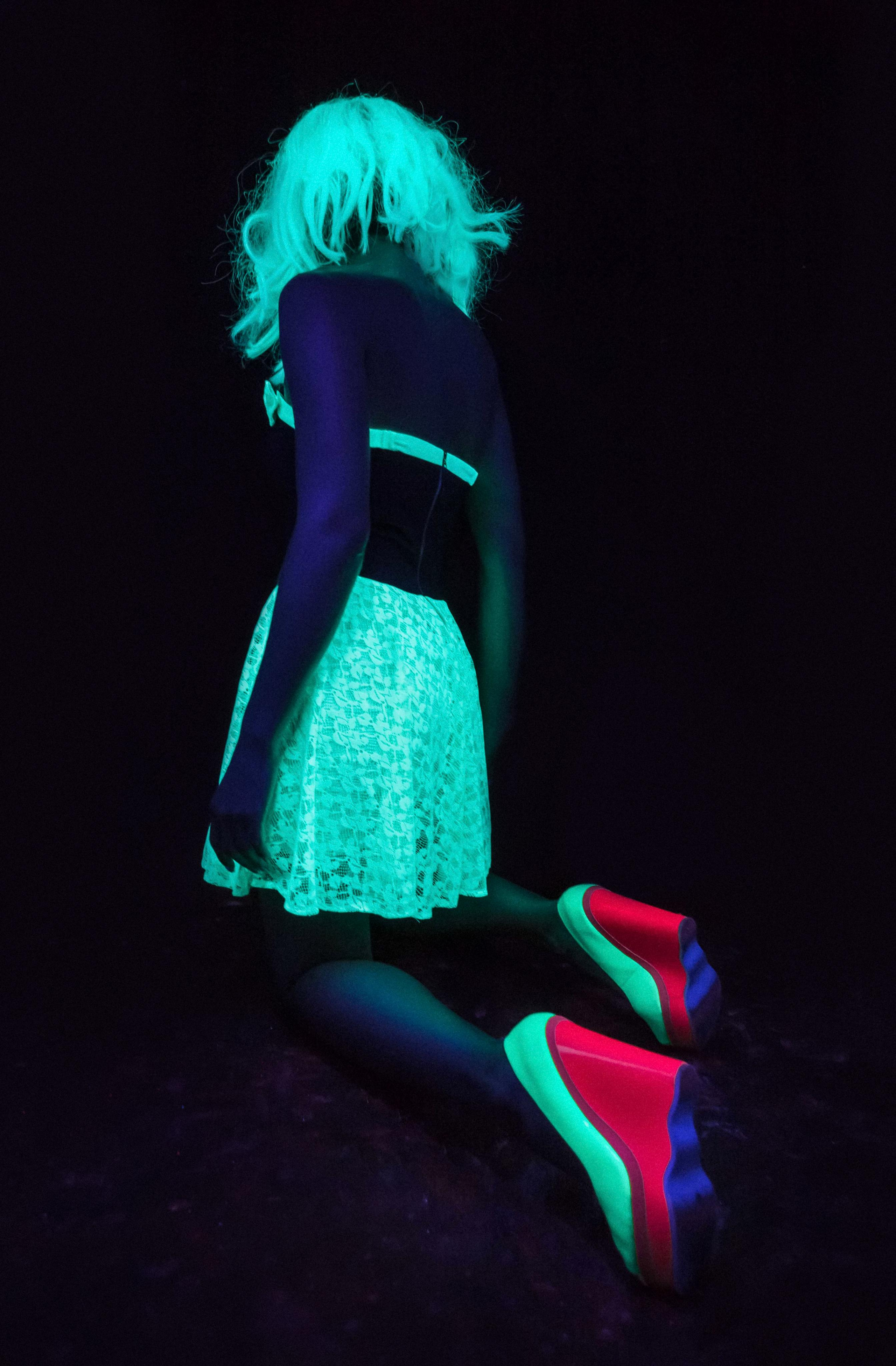 Неонова фотосесія. Портретний та репортажний фотограф в Києві Юрій Корнійчук