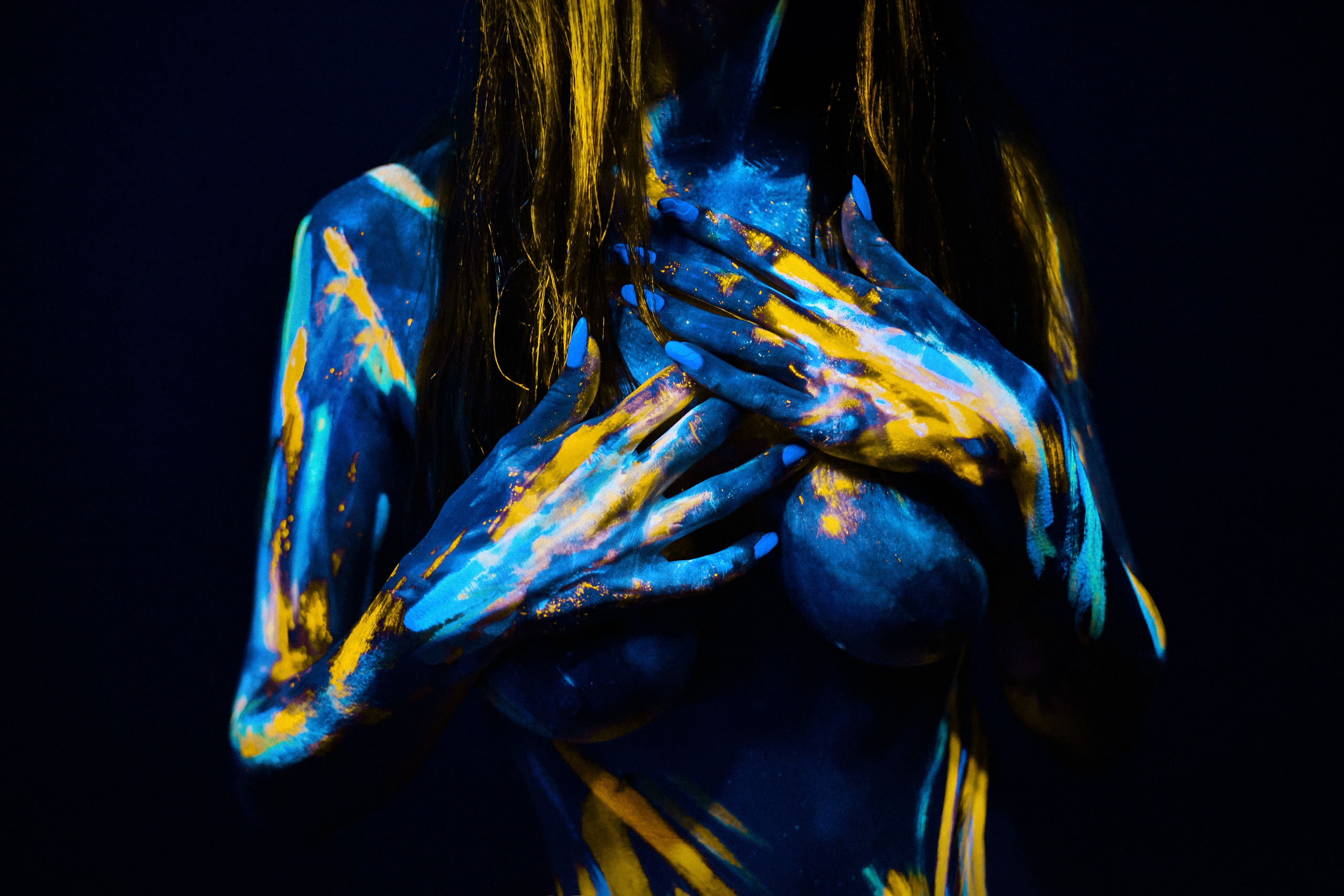 Неонова фотосесія. Портретний та репортажний фотограф в Києві Юрій Корнійчук