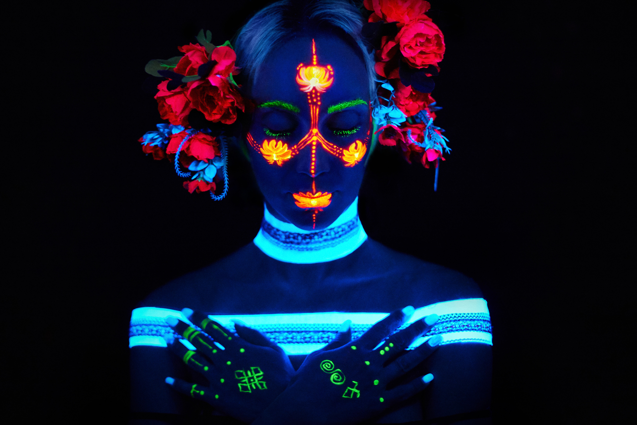 Неонова фотосесія. Портретний та репортажний фотограф в Києві Юрій Корнійчук