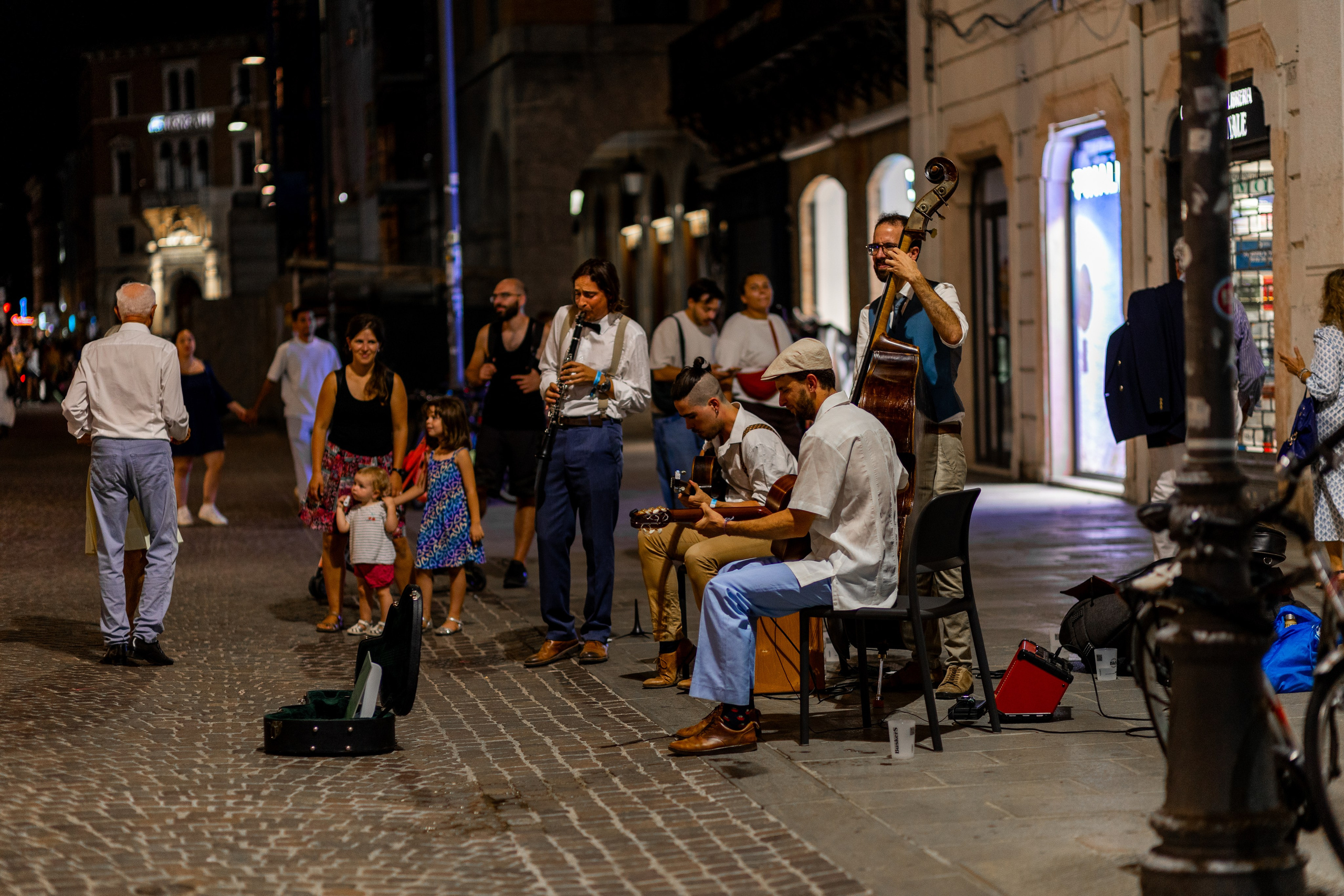 Ferrara Buskers Festival Day 1. Fotografa ritrattista Olga Ferrara Bologna Padova