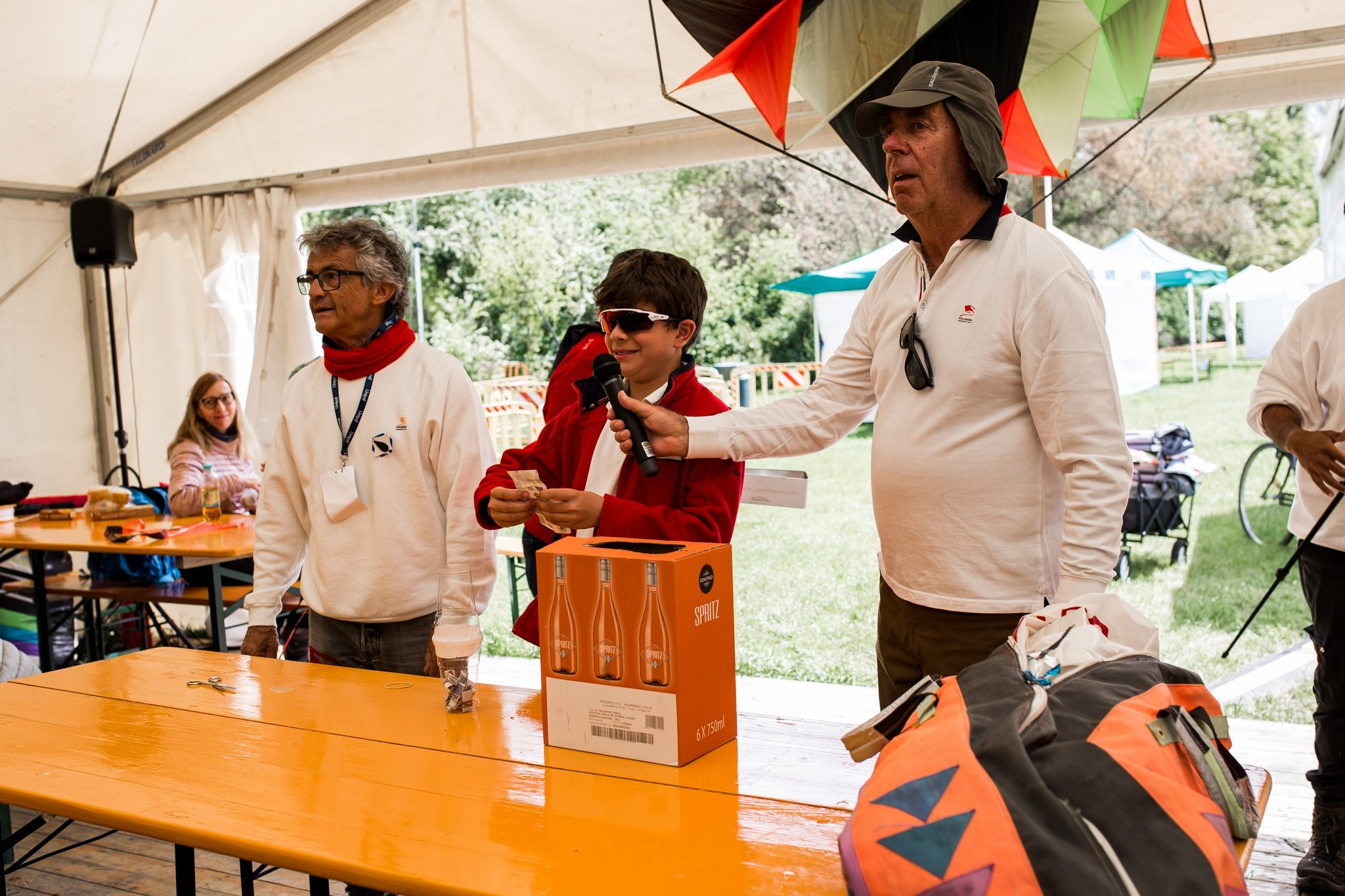 Reportage dell’annuale festival degli aquiloni Vulandra. Fotografa ritrattista Olga Ferrara Bologna Padova