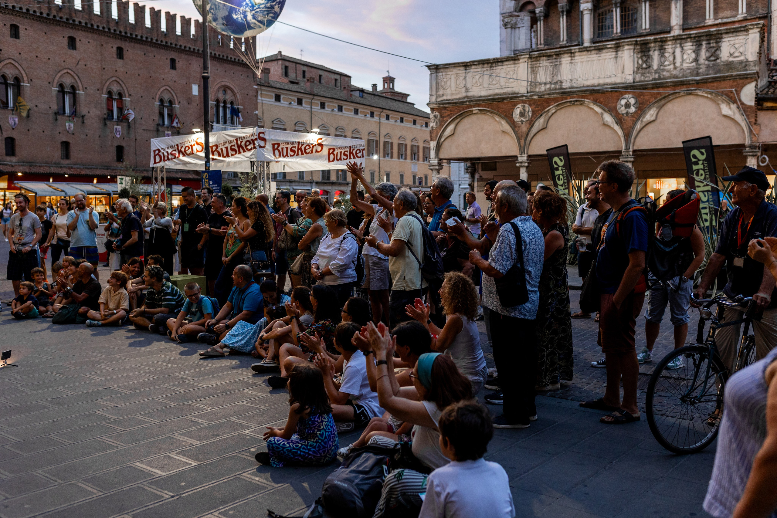 Ferrara Buskers Festival Day 1. Fotografa ritrattista Olga Ferrara Bologna Padova
