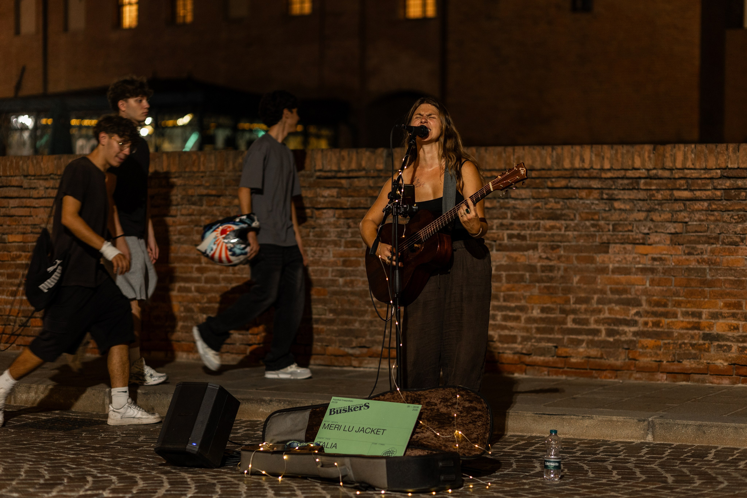 Ferrara Buskers Festival Day 1. Fotografa ritrattista Olga Ferrara Bologna Padova