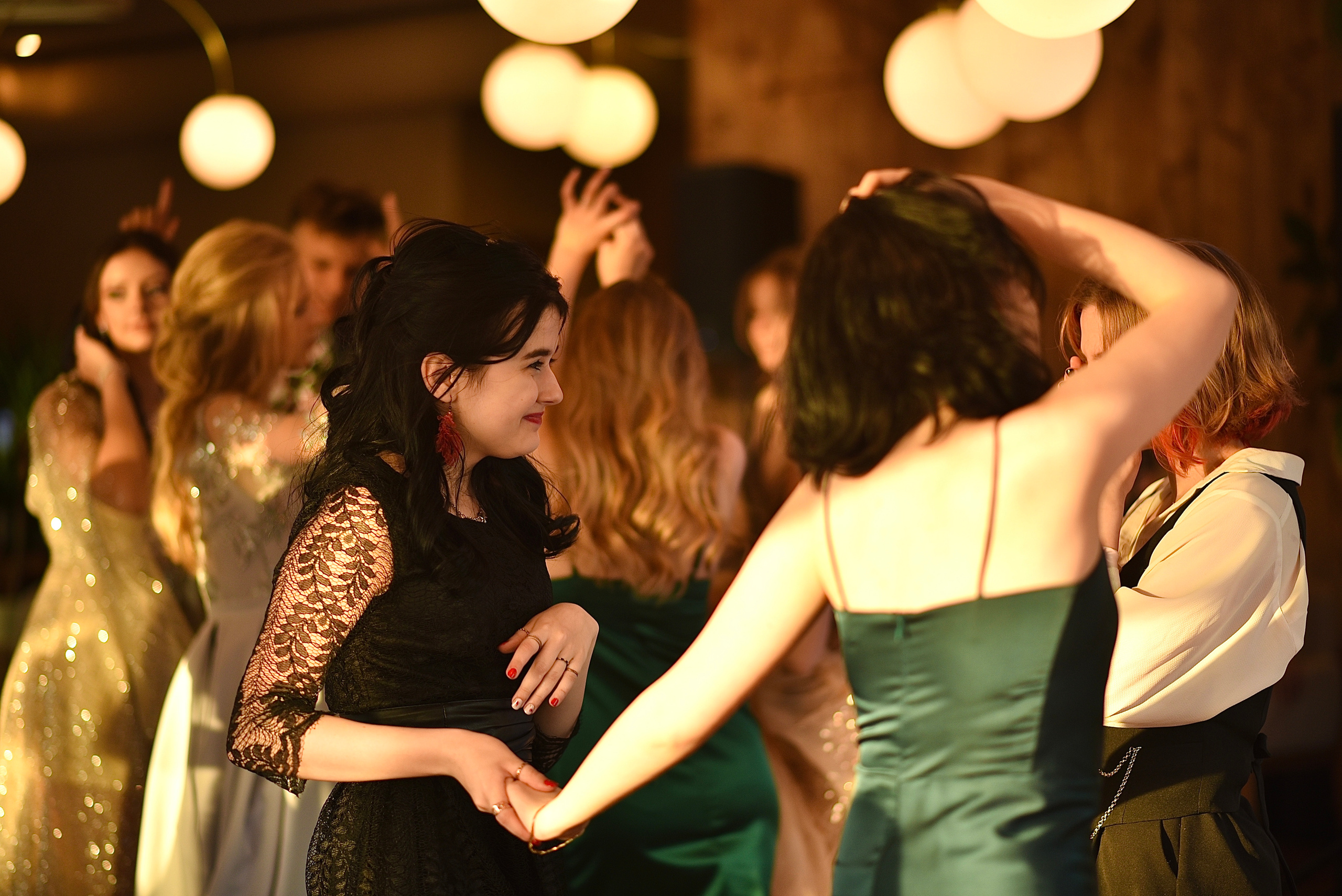 Випускний вечір 11-го класу. Фотограф Марія Якимичева