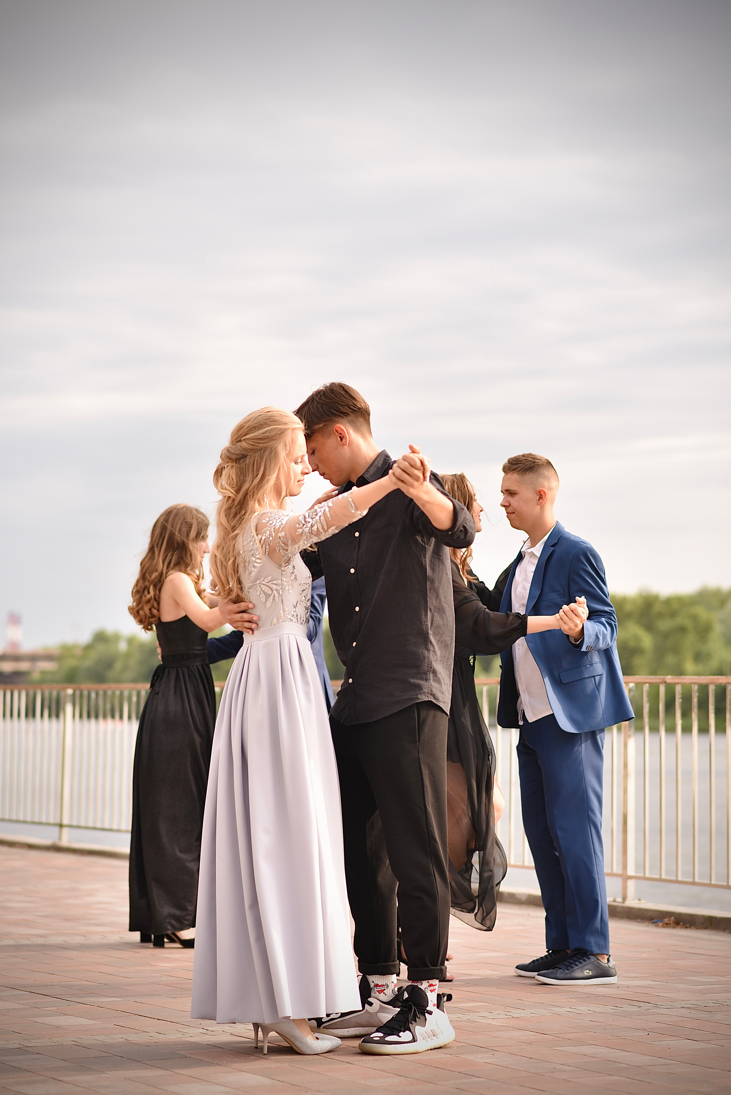 Випускний вечір 11-го класу. Фотограф Марія Якимичева