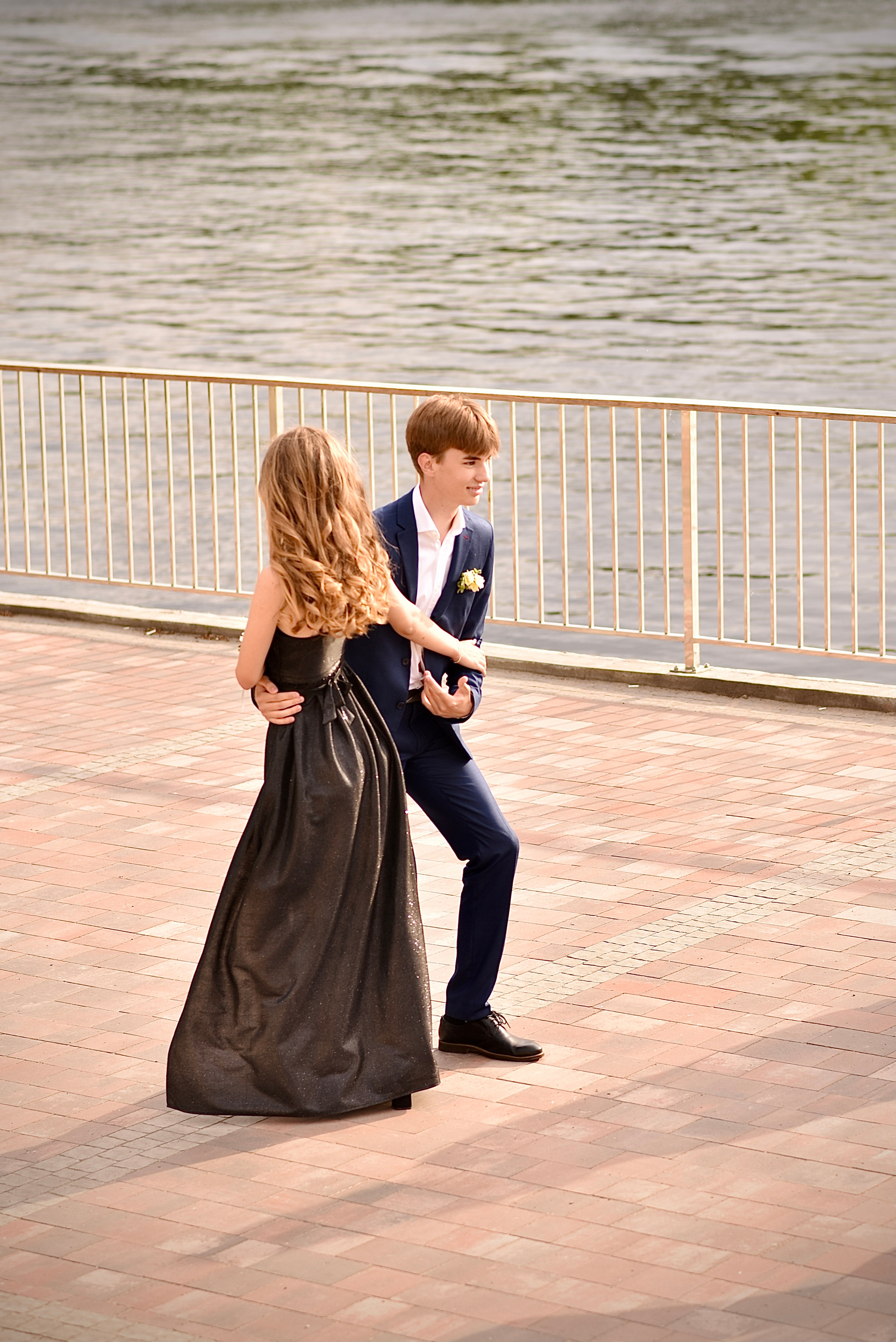 Випускний вечір 11-го класу. Фотограф Марія Якимичева