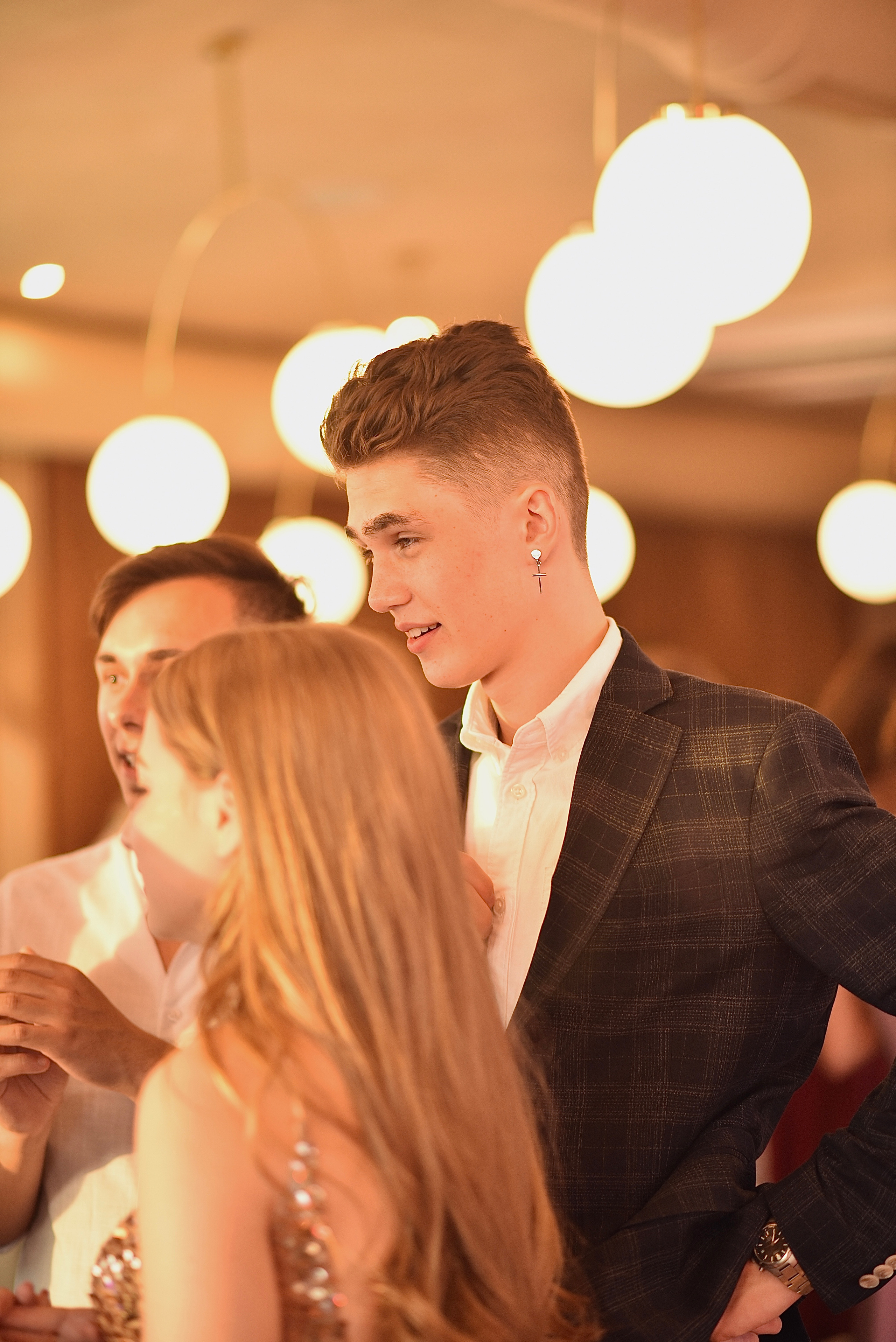 Випускний вечір 11-го класу. Фотограф Марія Якимичева