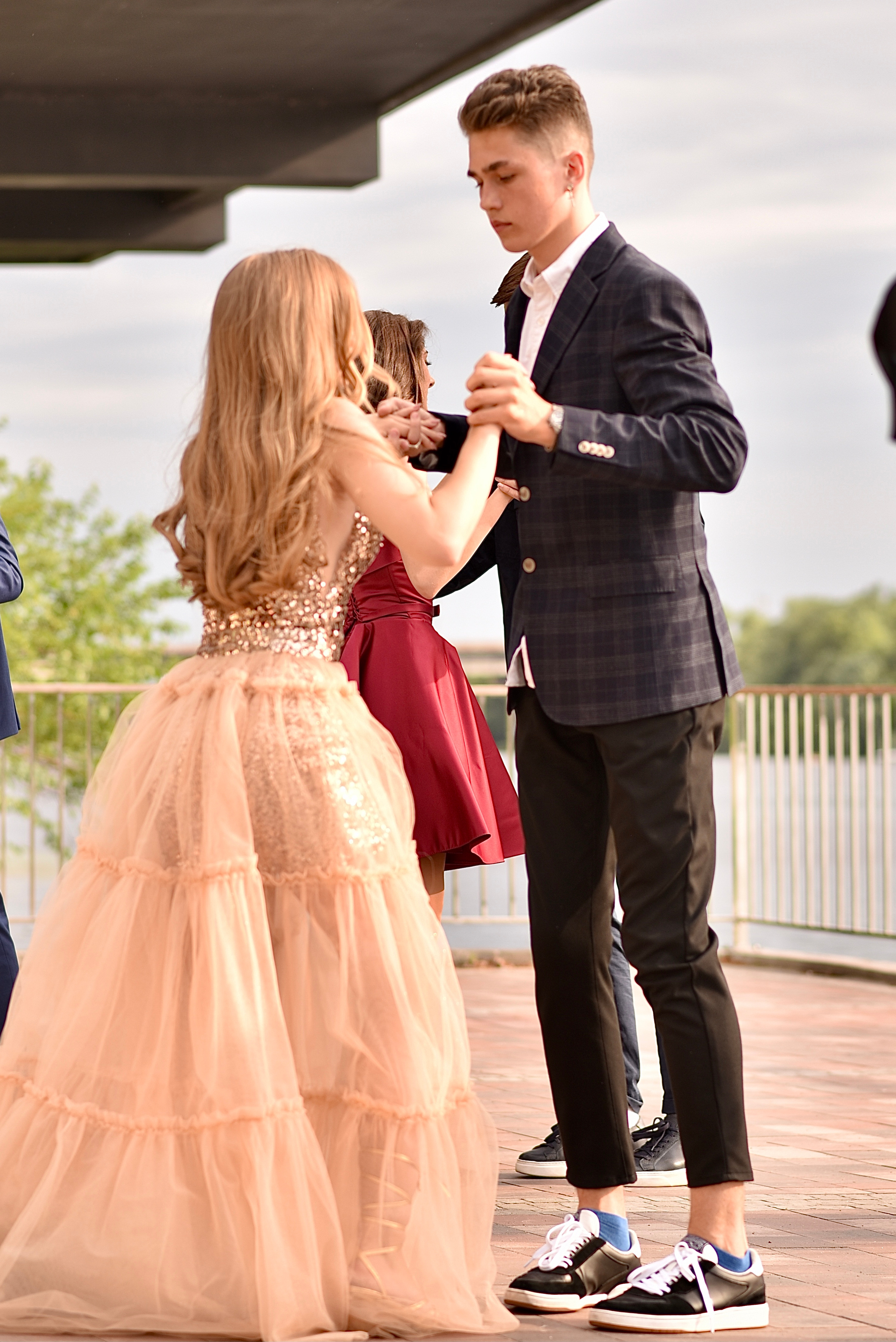 Випускний вечір 11-го класу. Фотограф Марія Якимичева