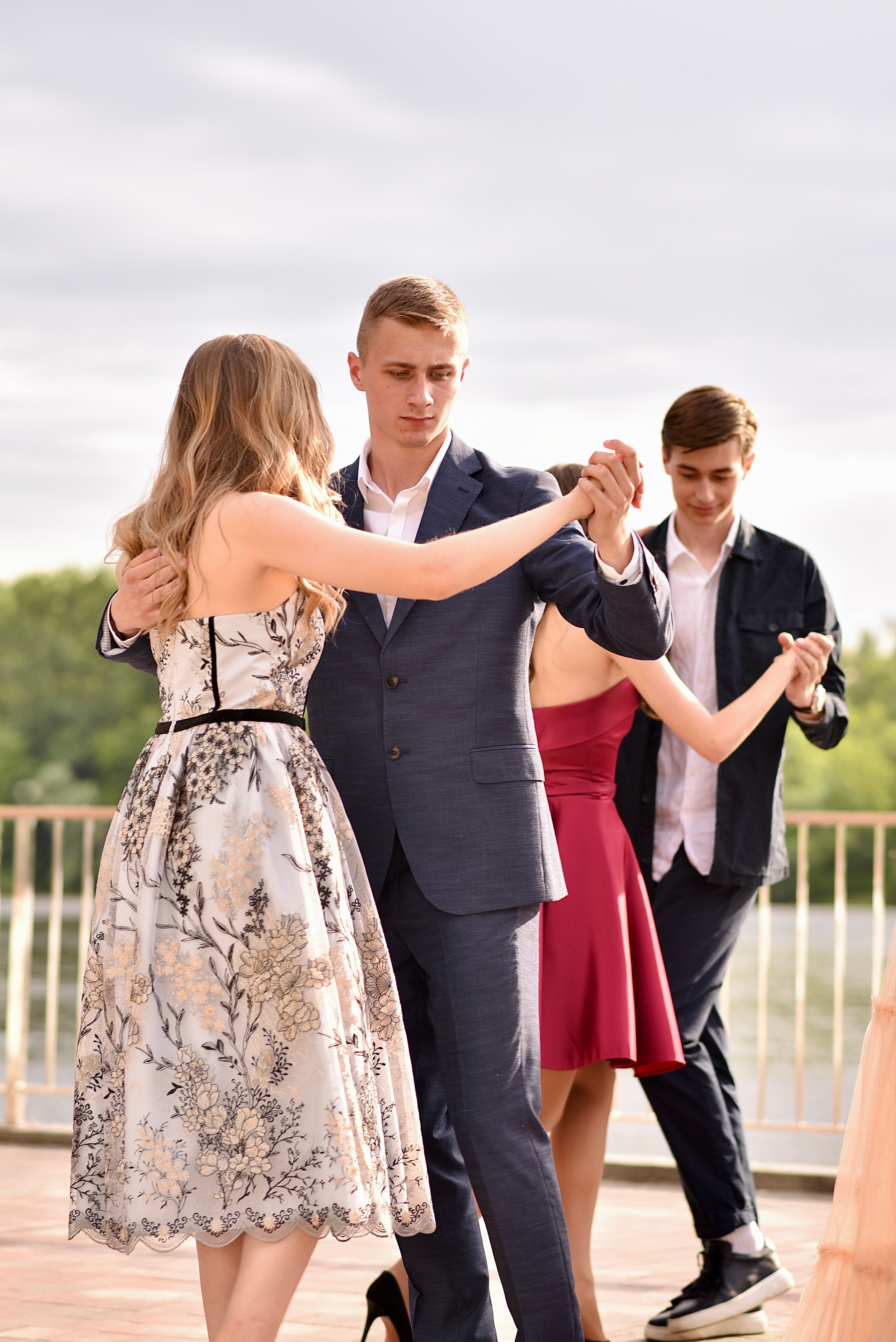 Випускний вечір 11-го класу. Фотограф Марія Якимичева