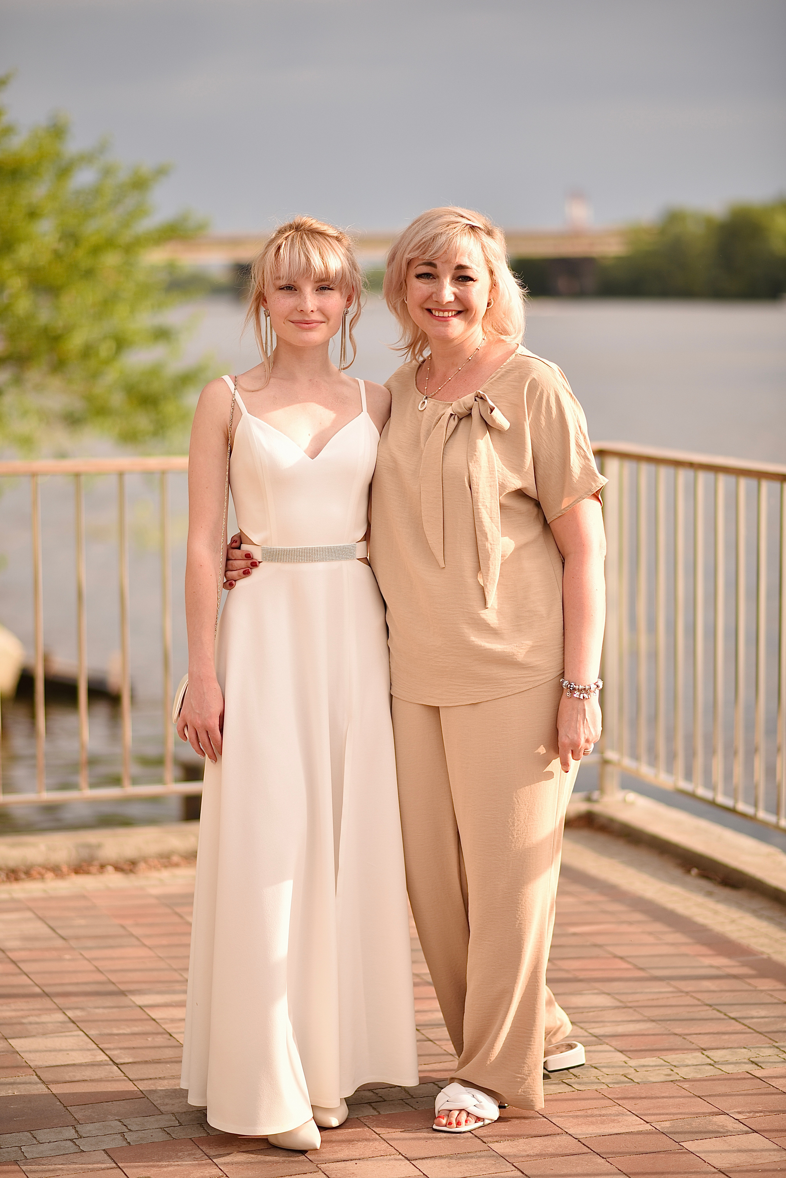 Випускний вечір 11-го класу. Фотограф Марія Якимичева