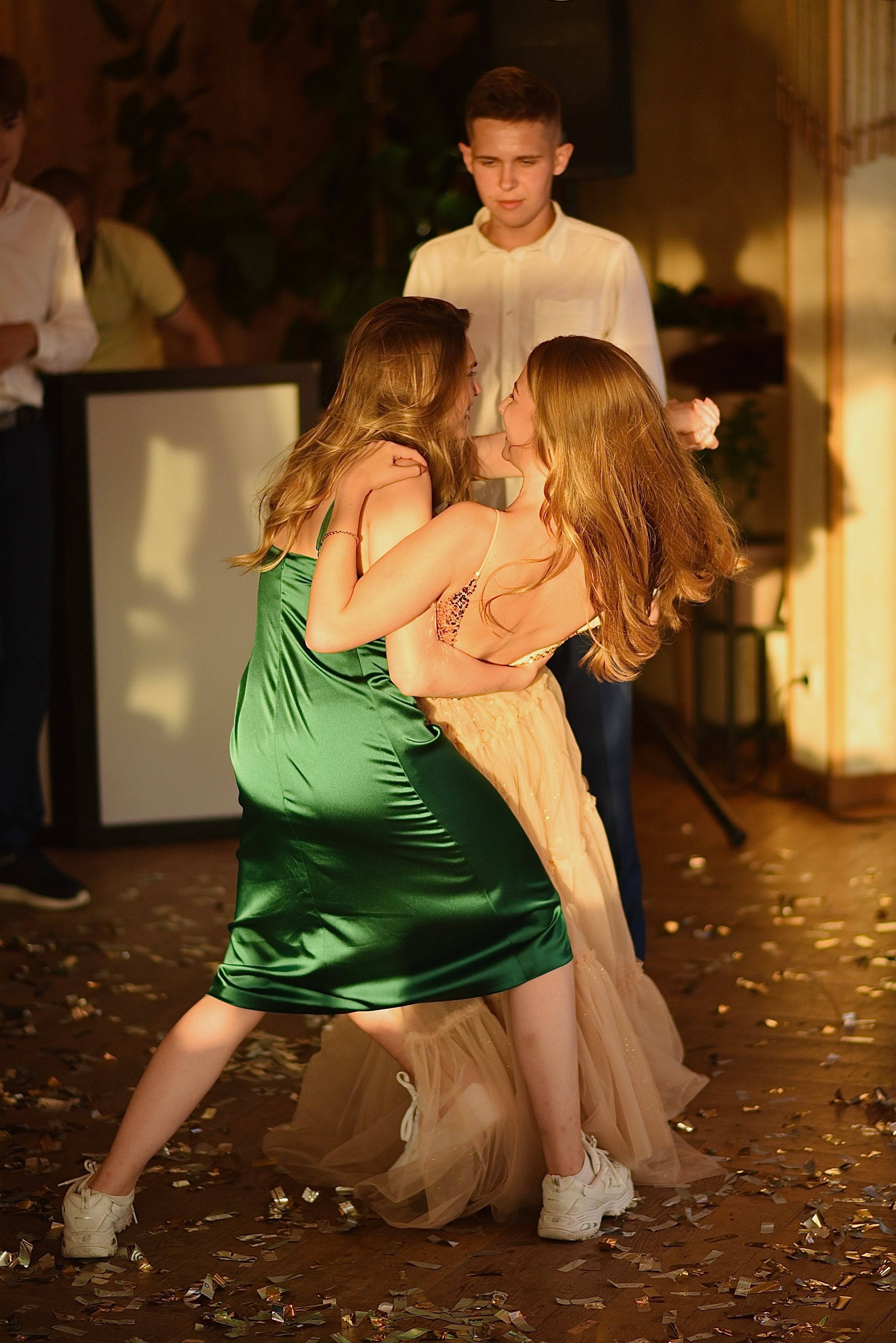 Випускний вечір 11-го класу. Фотограф Марія Якимичева