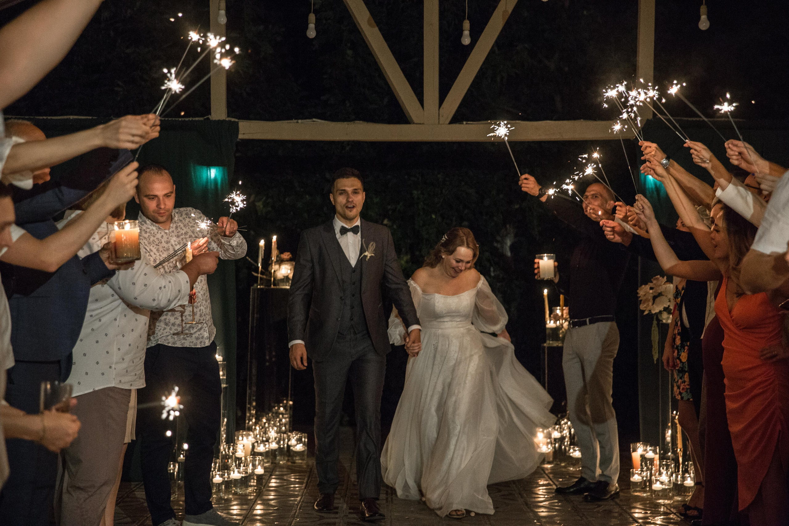 Wedding Wood Cottege. MILANA NIKONENKO весільний та сіймейний фотограф