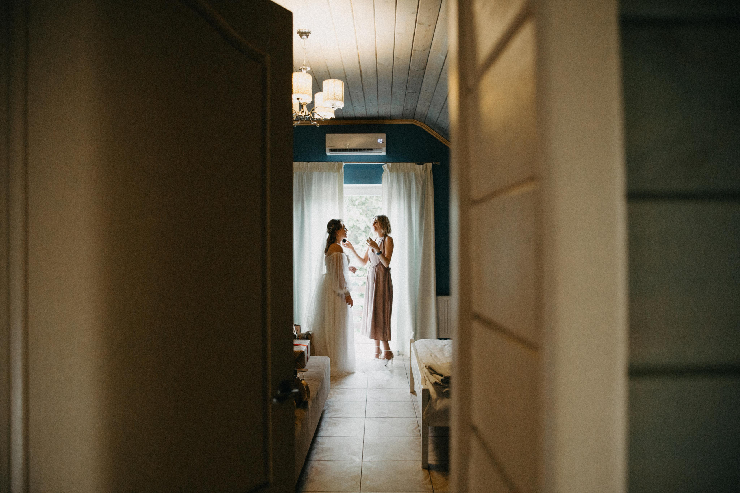 Wedding Wood Cottege. MILANA NIKONENKO весільний та сіймейний фотограф