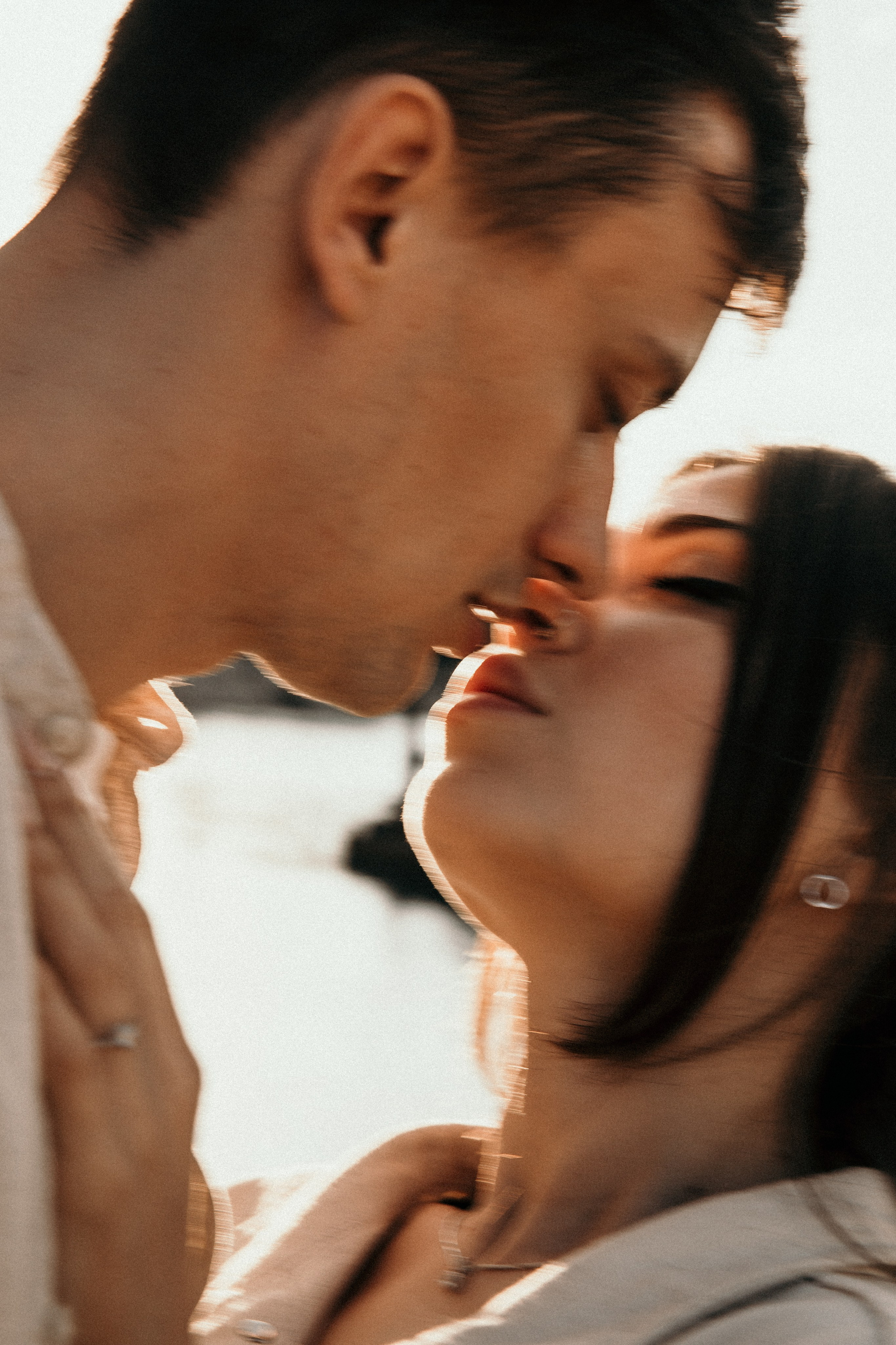 ВТЕЧА У ЗАХІД СОНЦЯ. MILANA NIKONENKO весільний та сіймейний фотограф