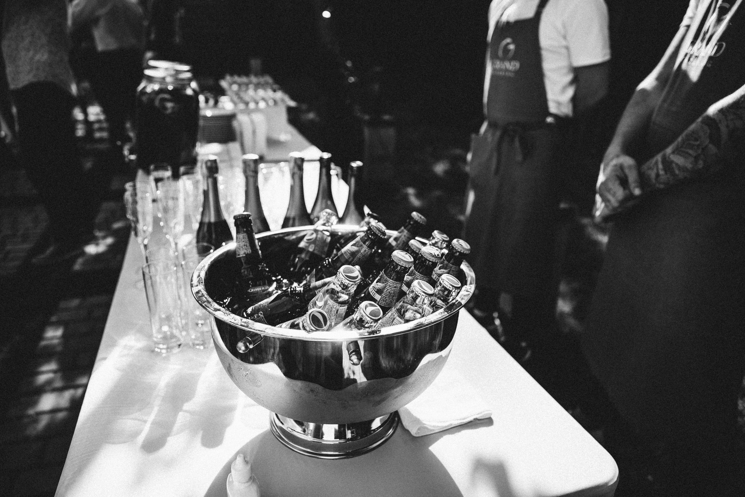 Wedding Wood Cottege. MILANA NIKONENKO весільний та сіймейний фотограф