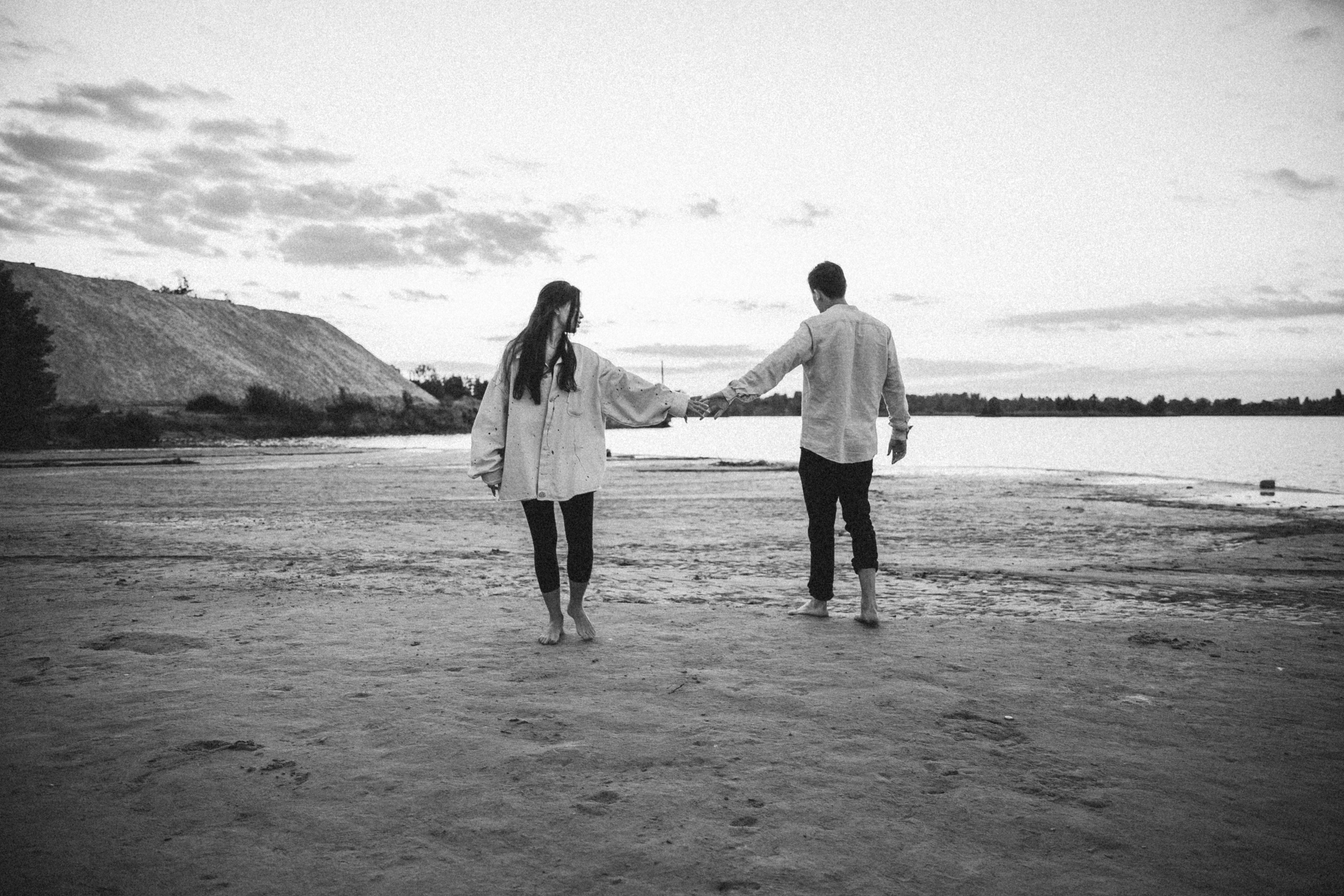 ВТЕЧА У ЗАХІД СОНЦЯ. MILANA NIKONENKO весільний та сіймейний фотограф